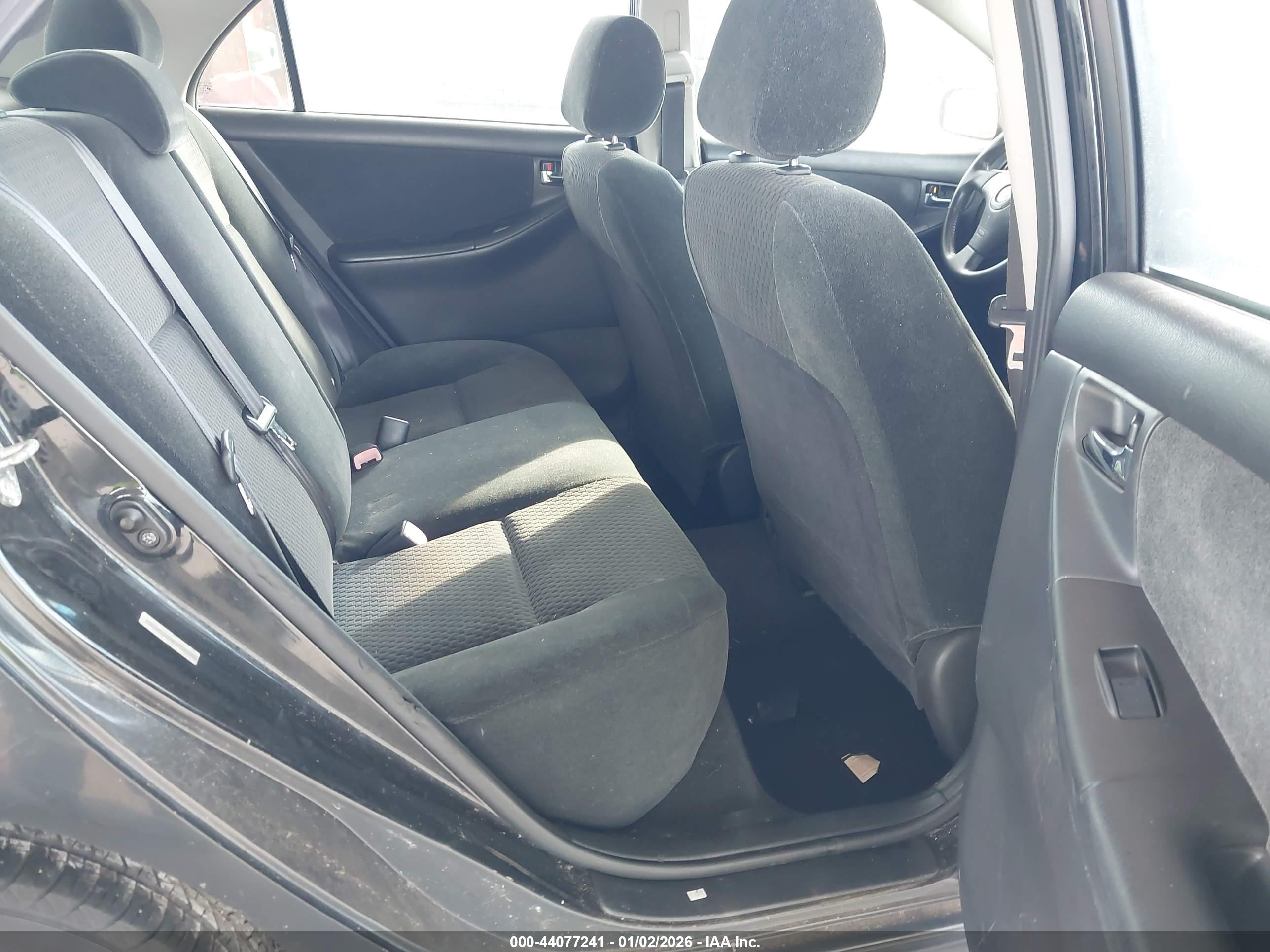 TOYOTA COROLLA image 8