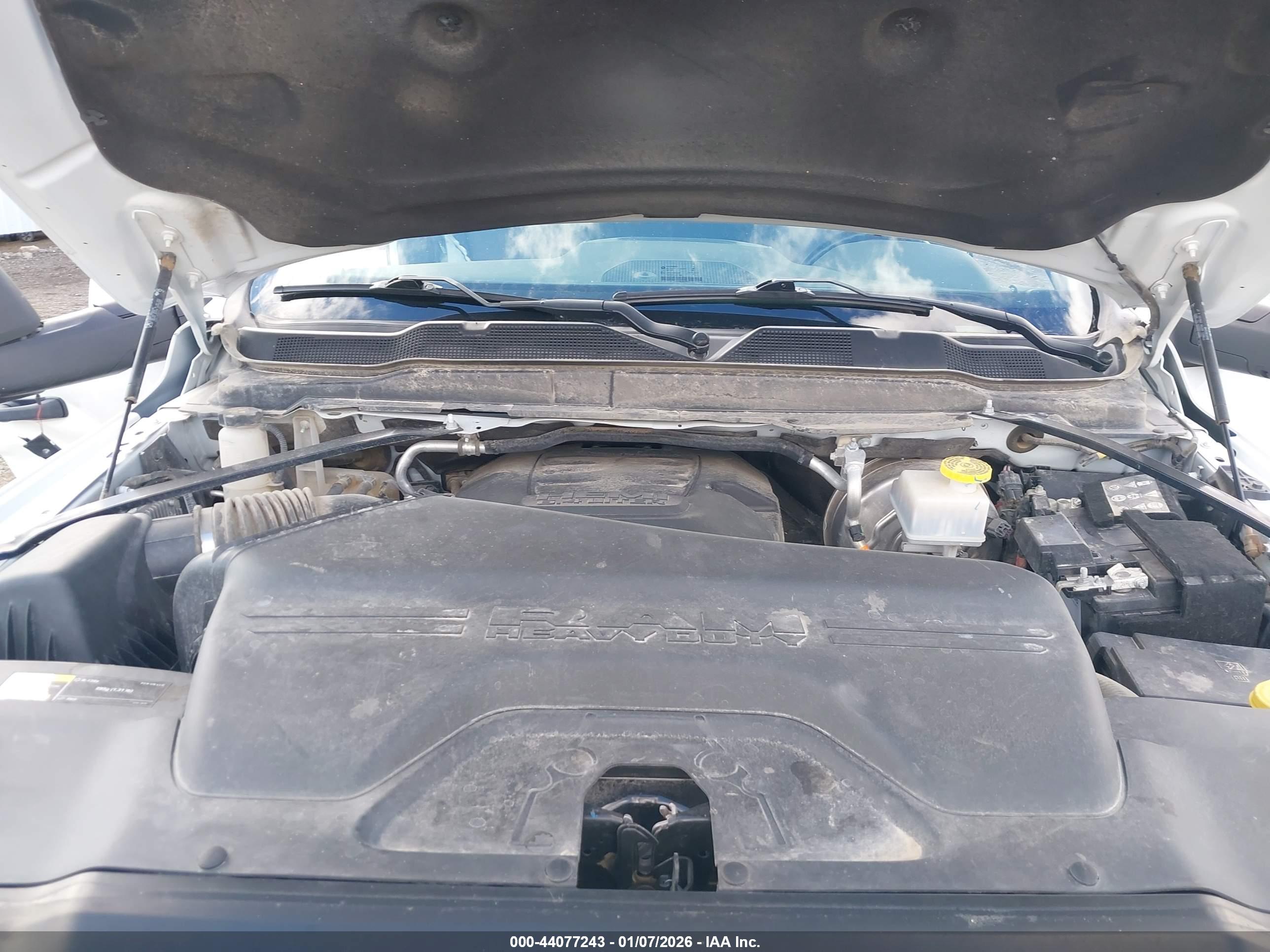 RAM 2500 image 10