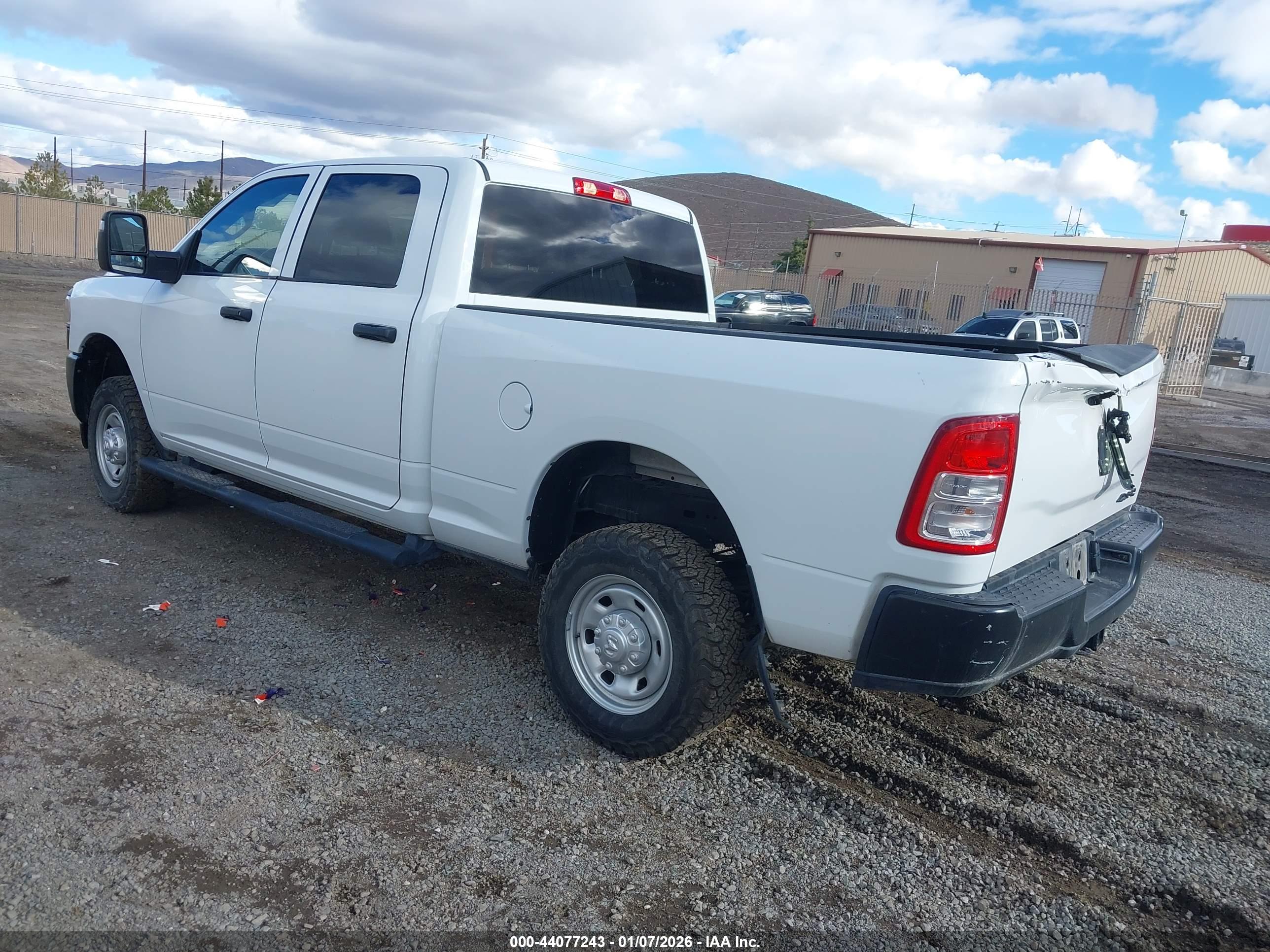 RAM 2500 image 3