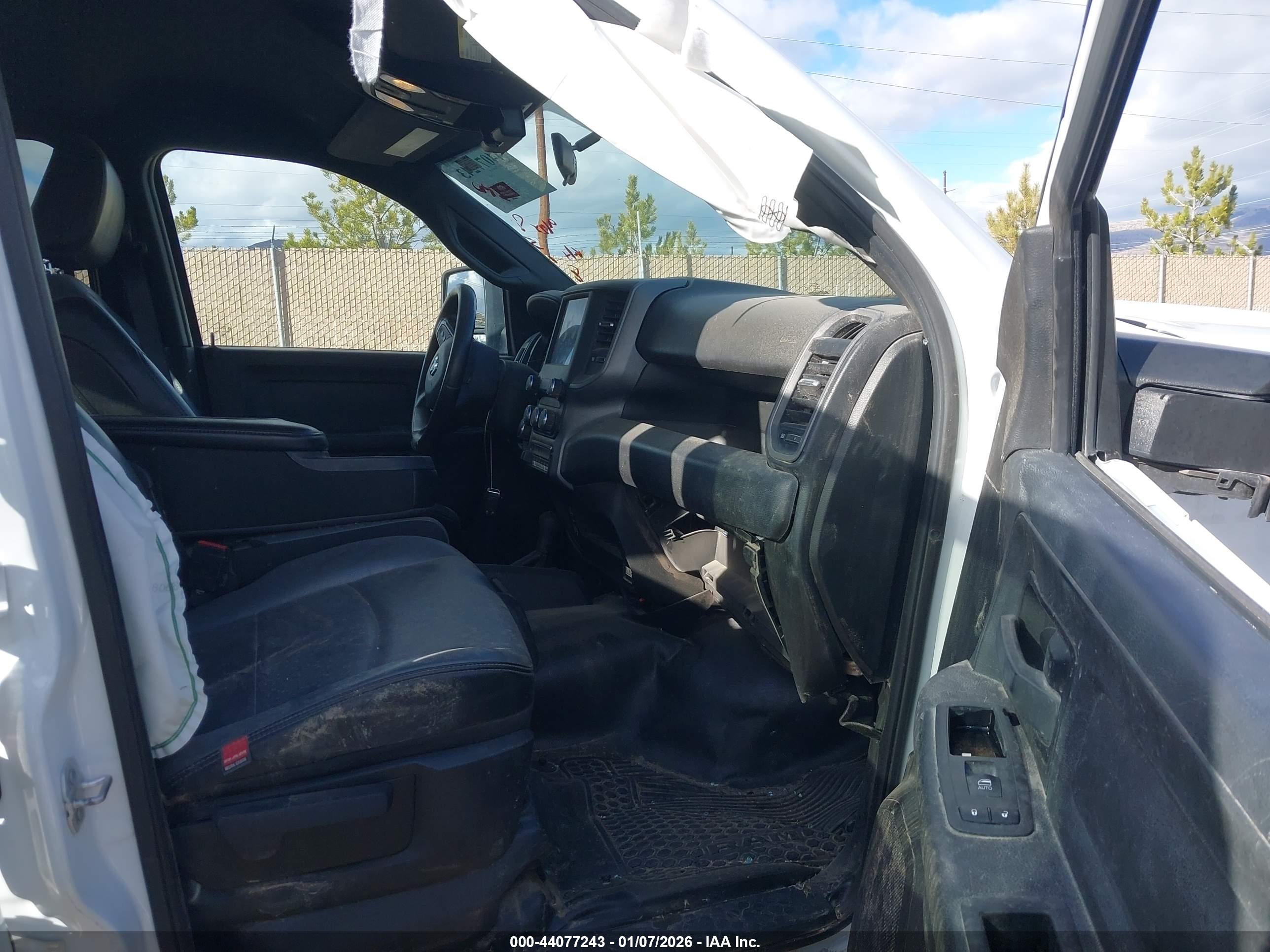 RAM 2500 image 5