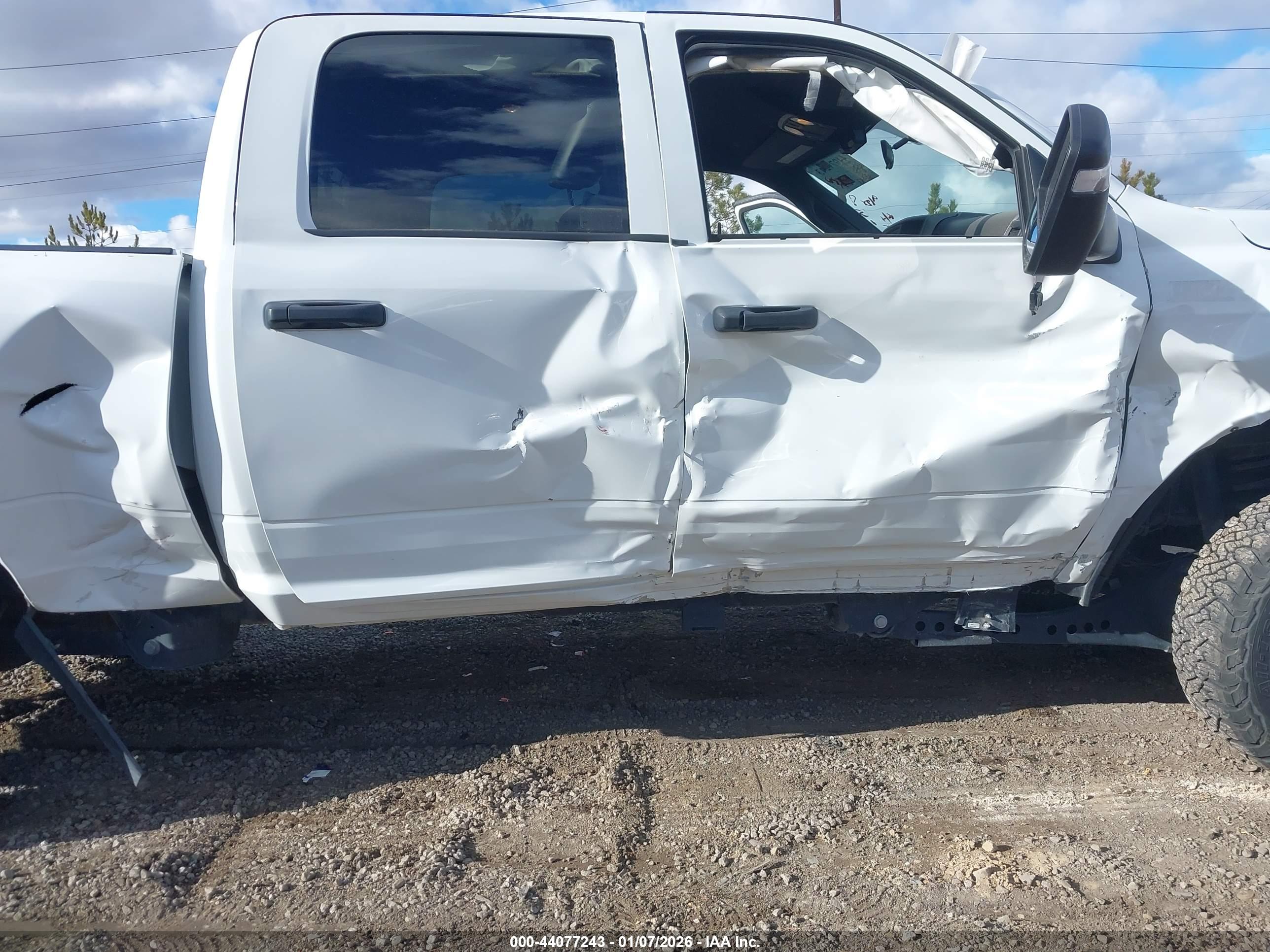RAM 2500 image 6