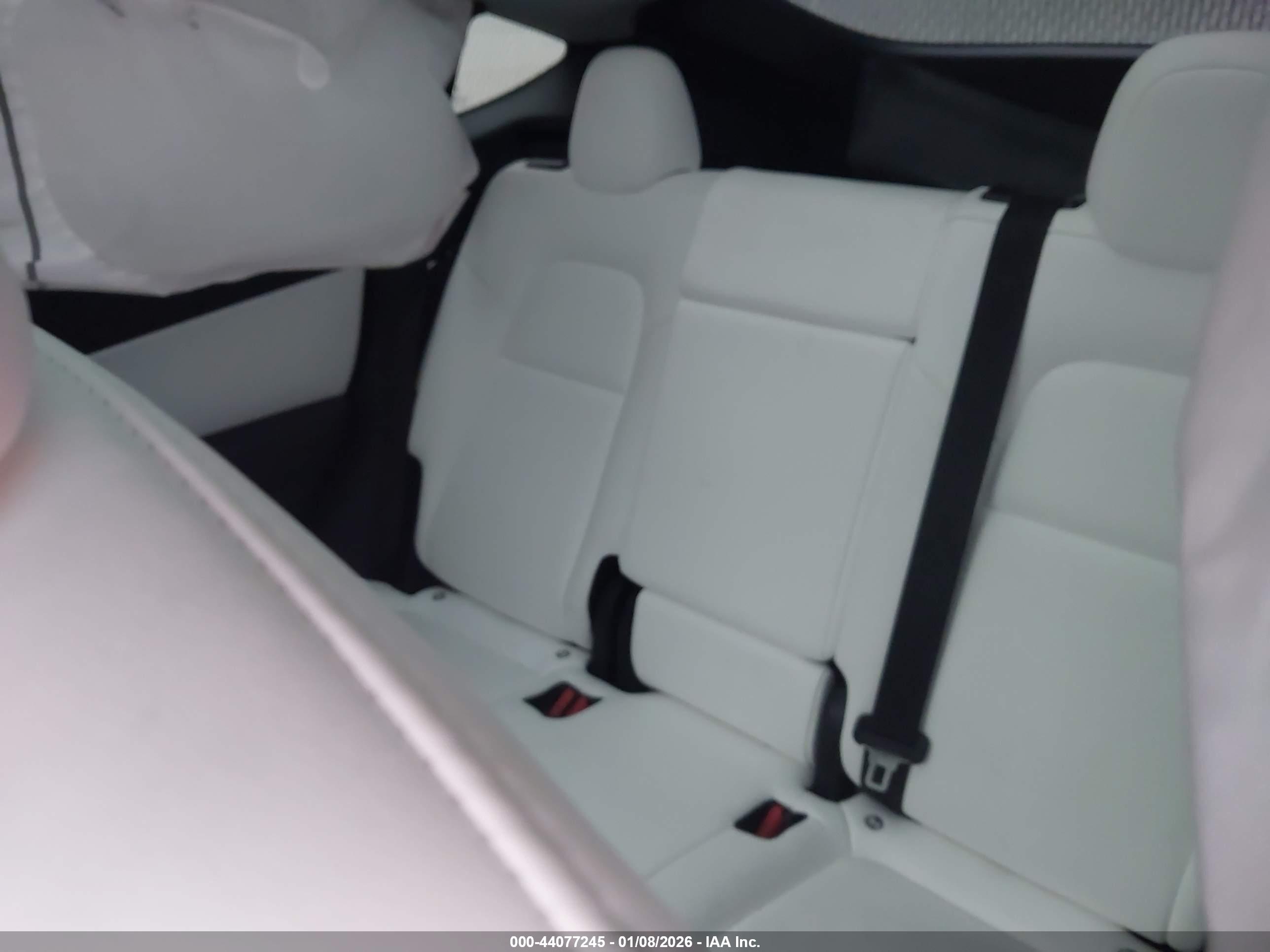 TESLA MODEL image 8