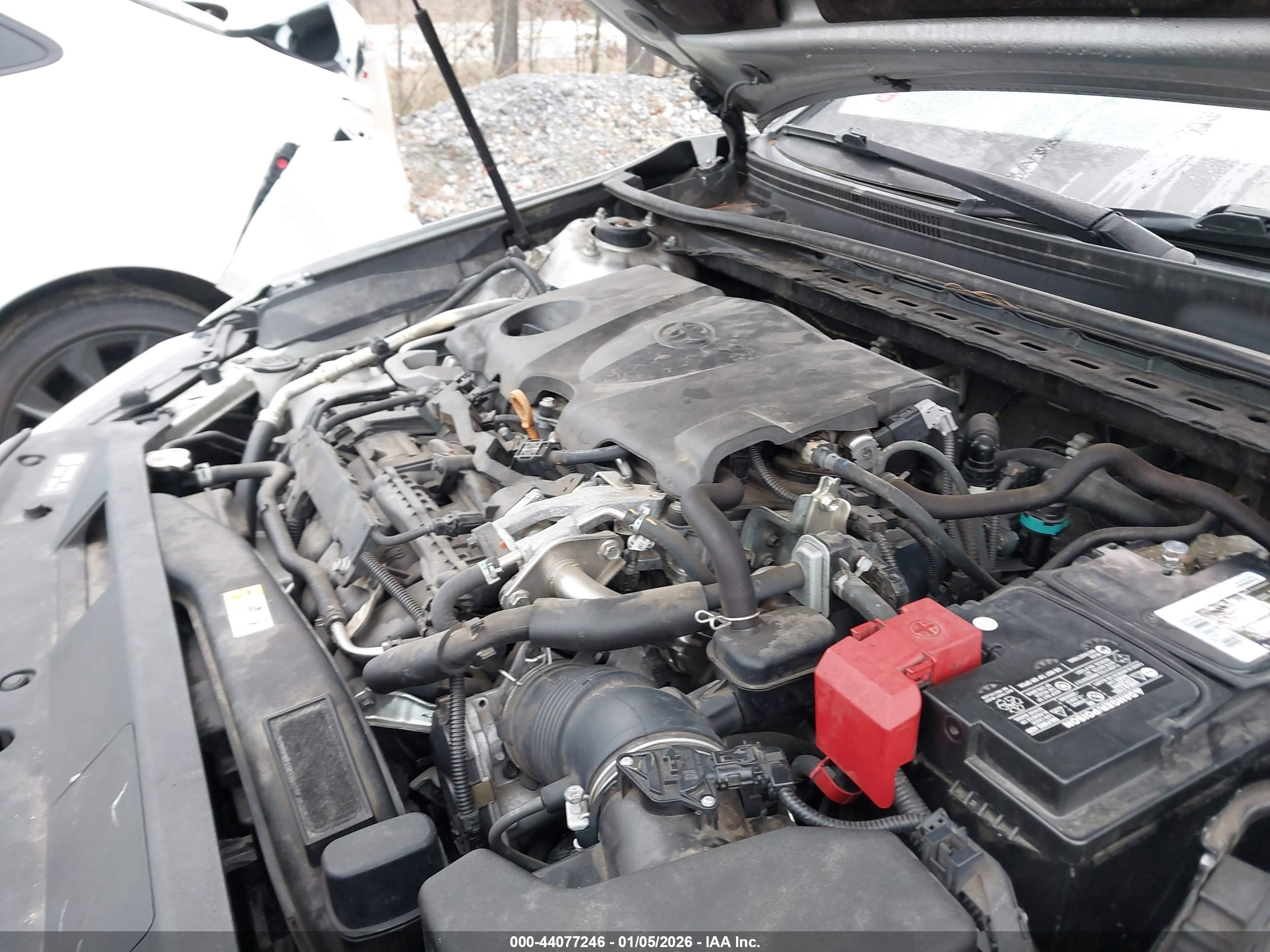 TOYOTA CAMRY image 10