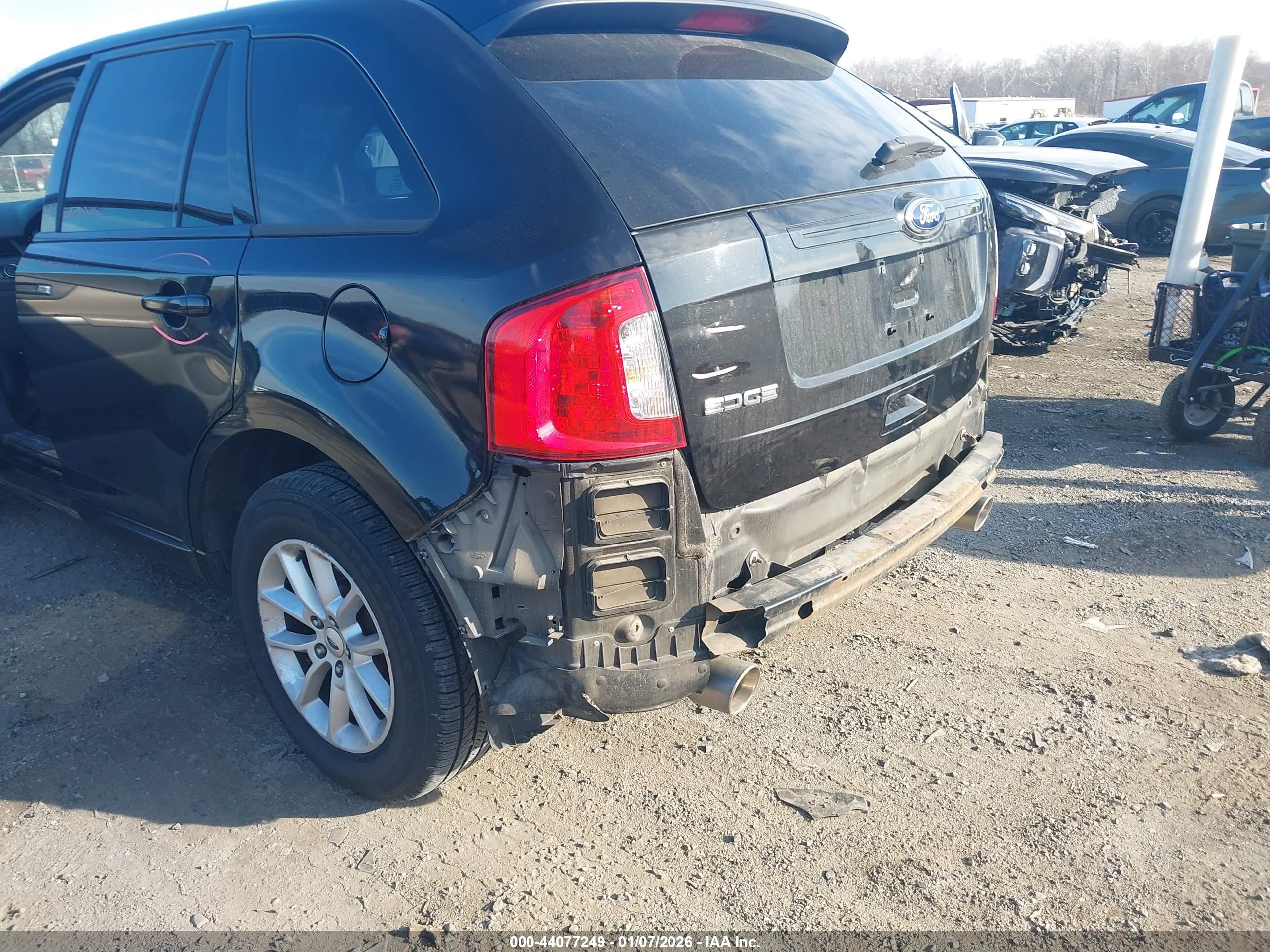 FORD EDGE image 6