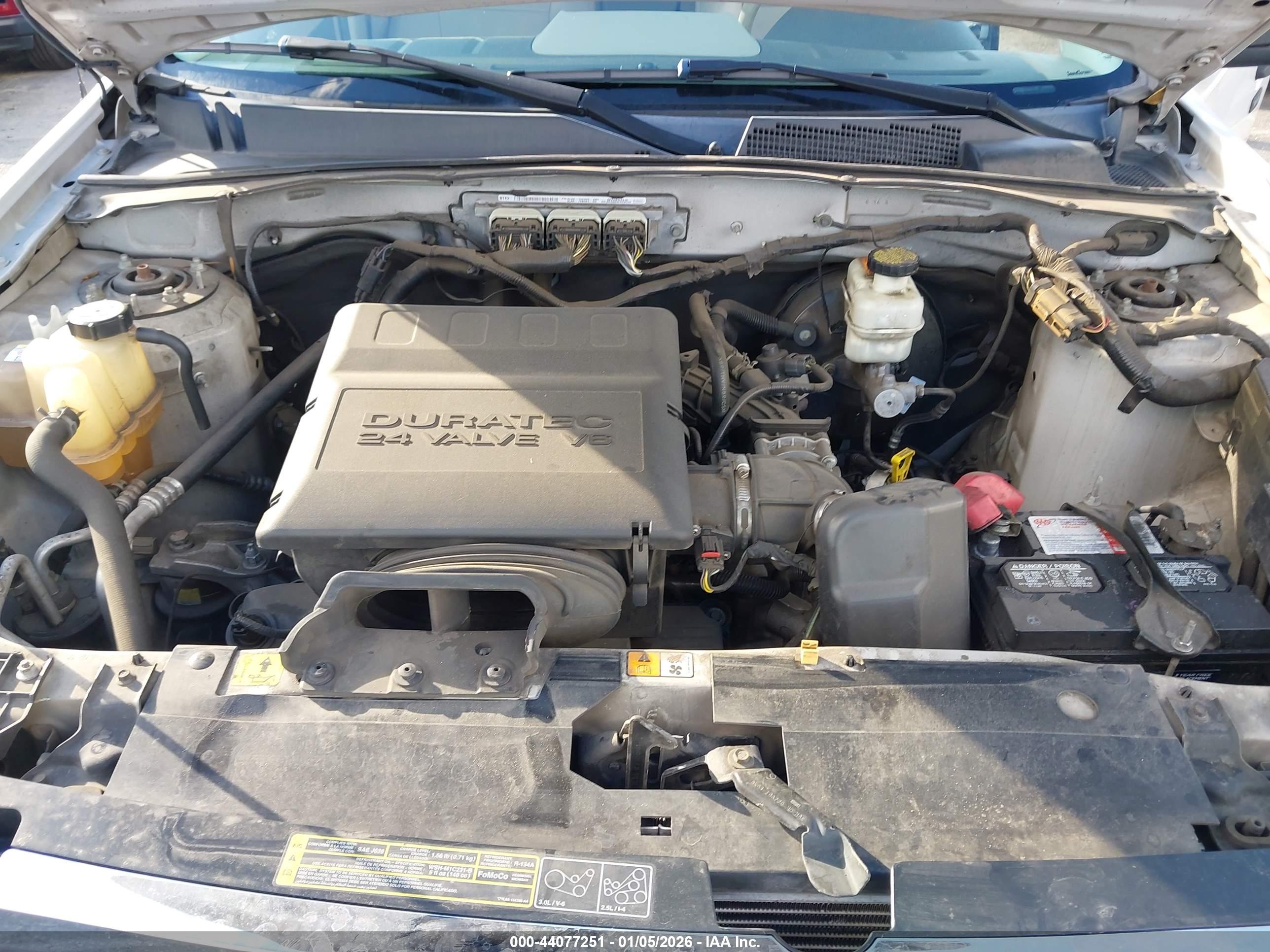FORD ESCAPE image 10