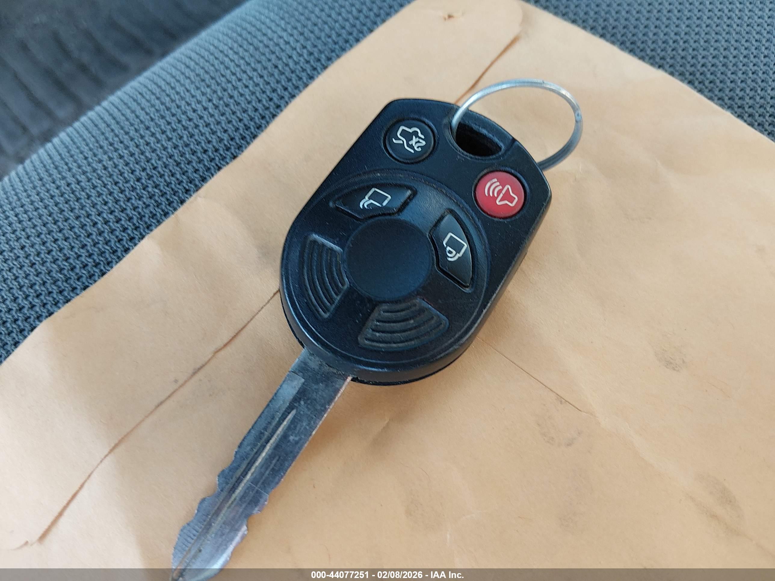 FORD ESCAPE image 11