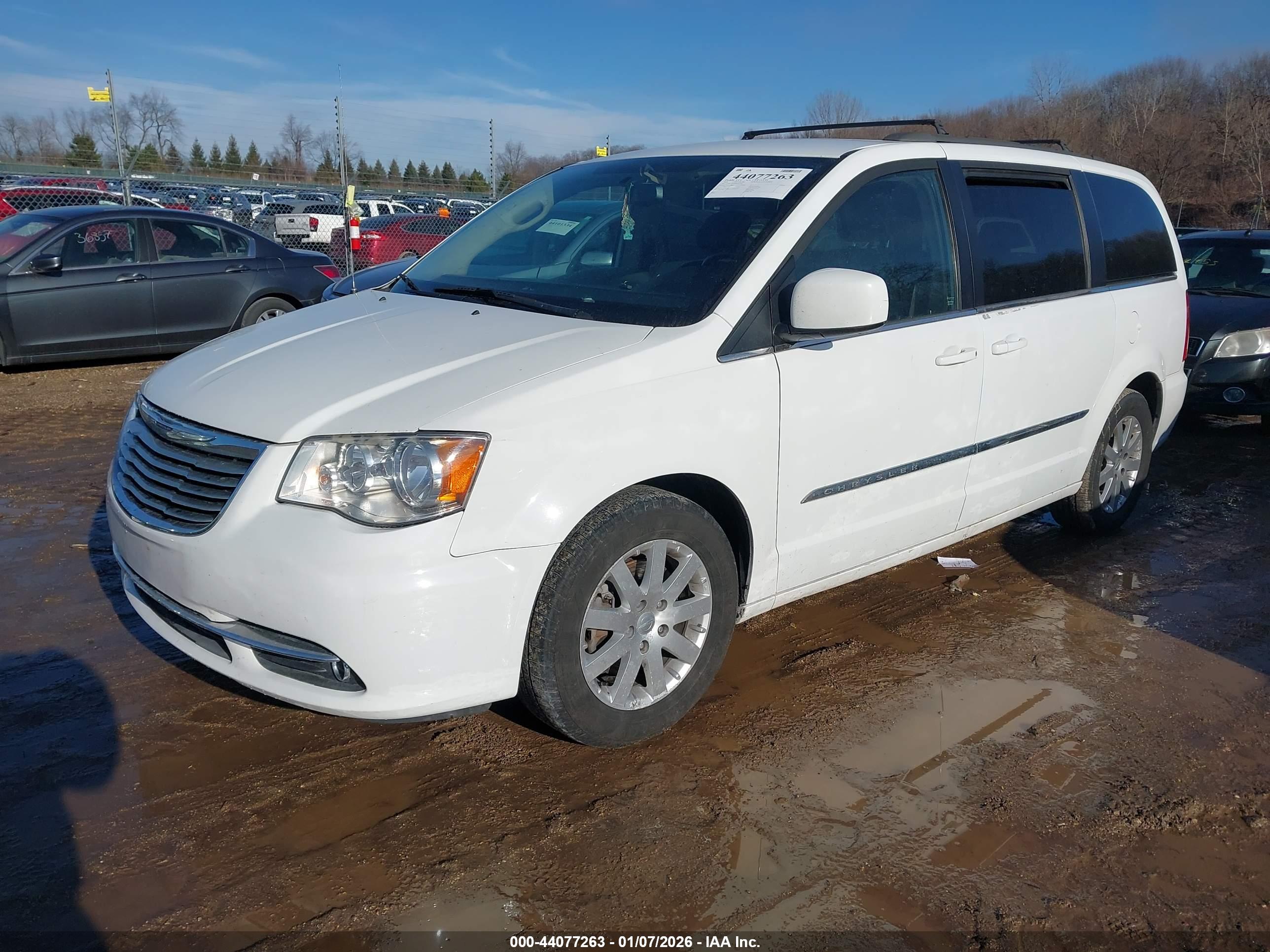 CHRYSLER TOWN image 2