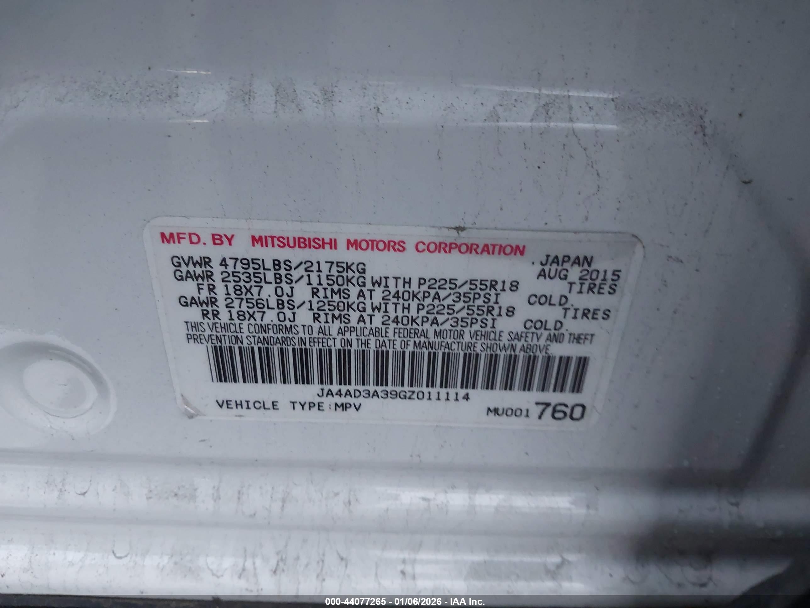 MITSUBISHI OUTLANDER image 9