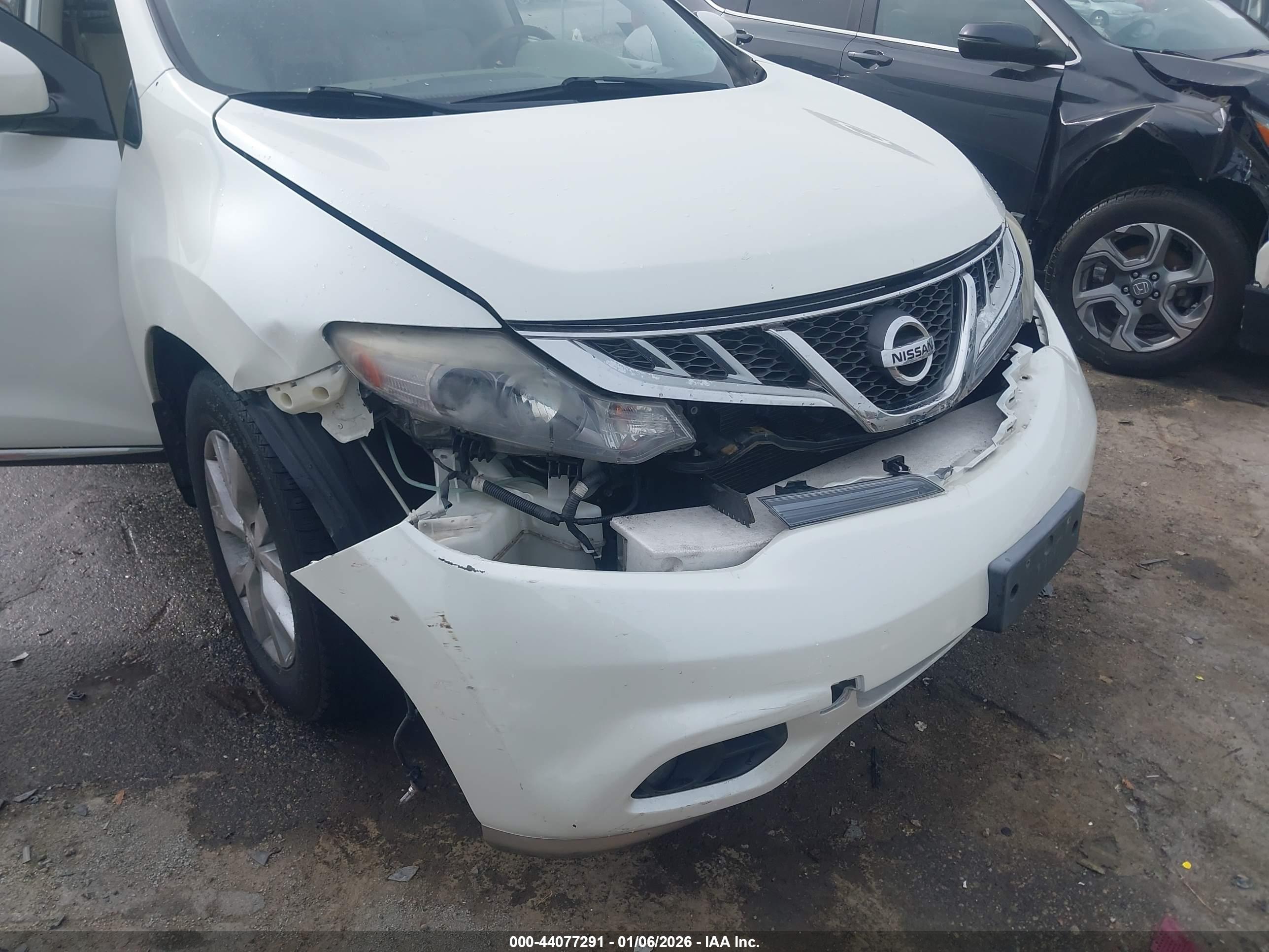 NISSAN MURANO image 6