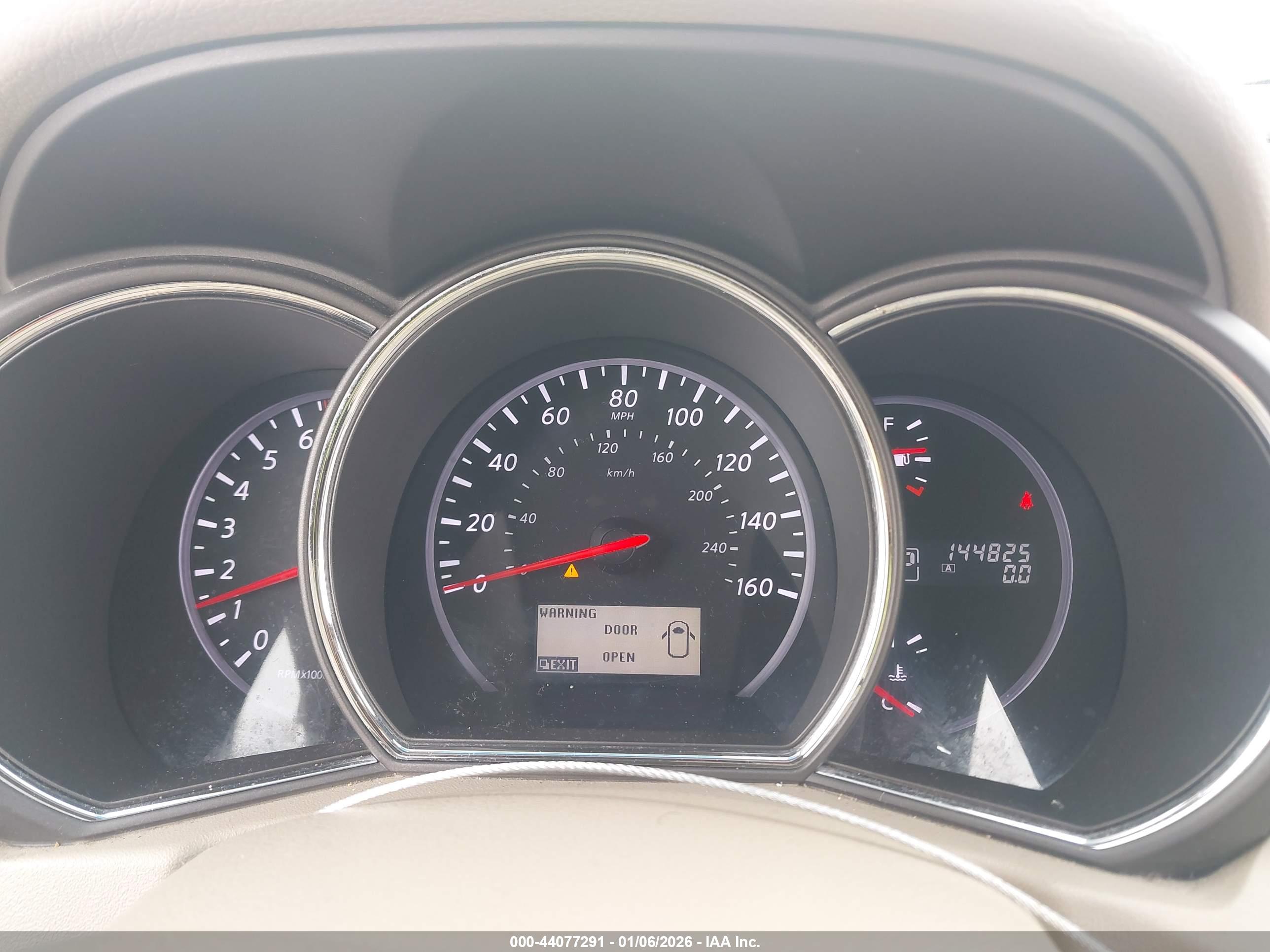 NISSAN MURANO image 7