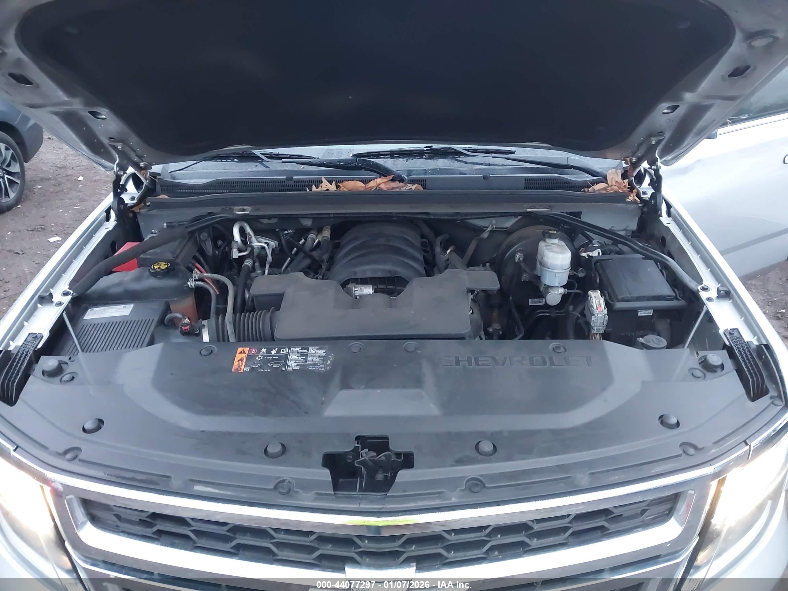 CHEVROLET TAHOE image 10