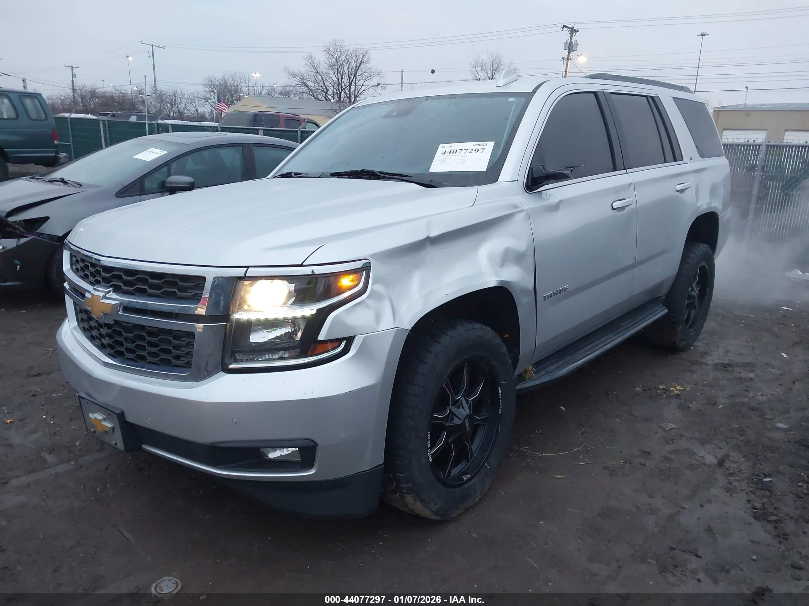 CHEVROLET TAHOE image 2