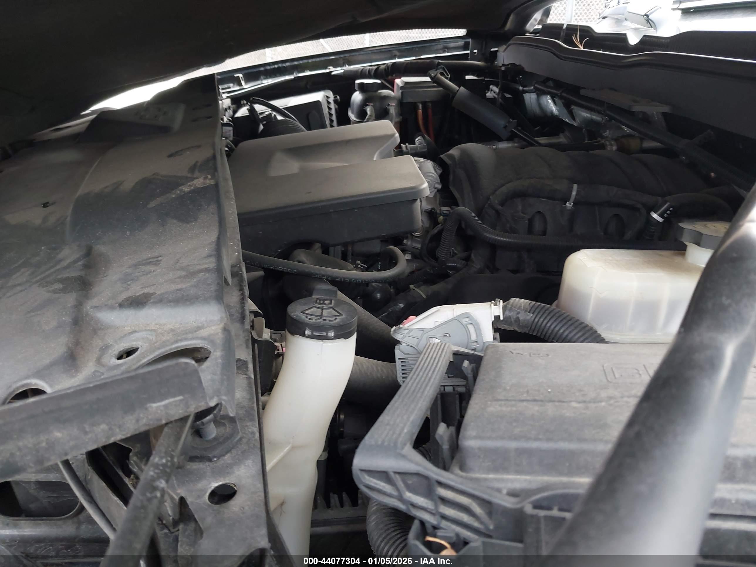 CHEVROLET SILVERADO image 10