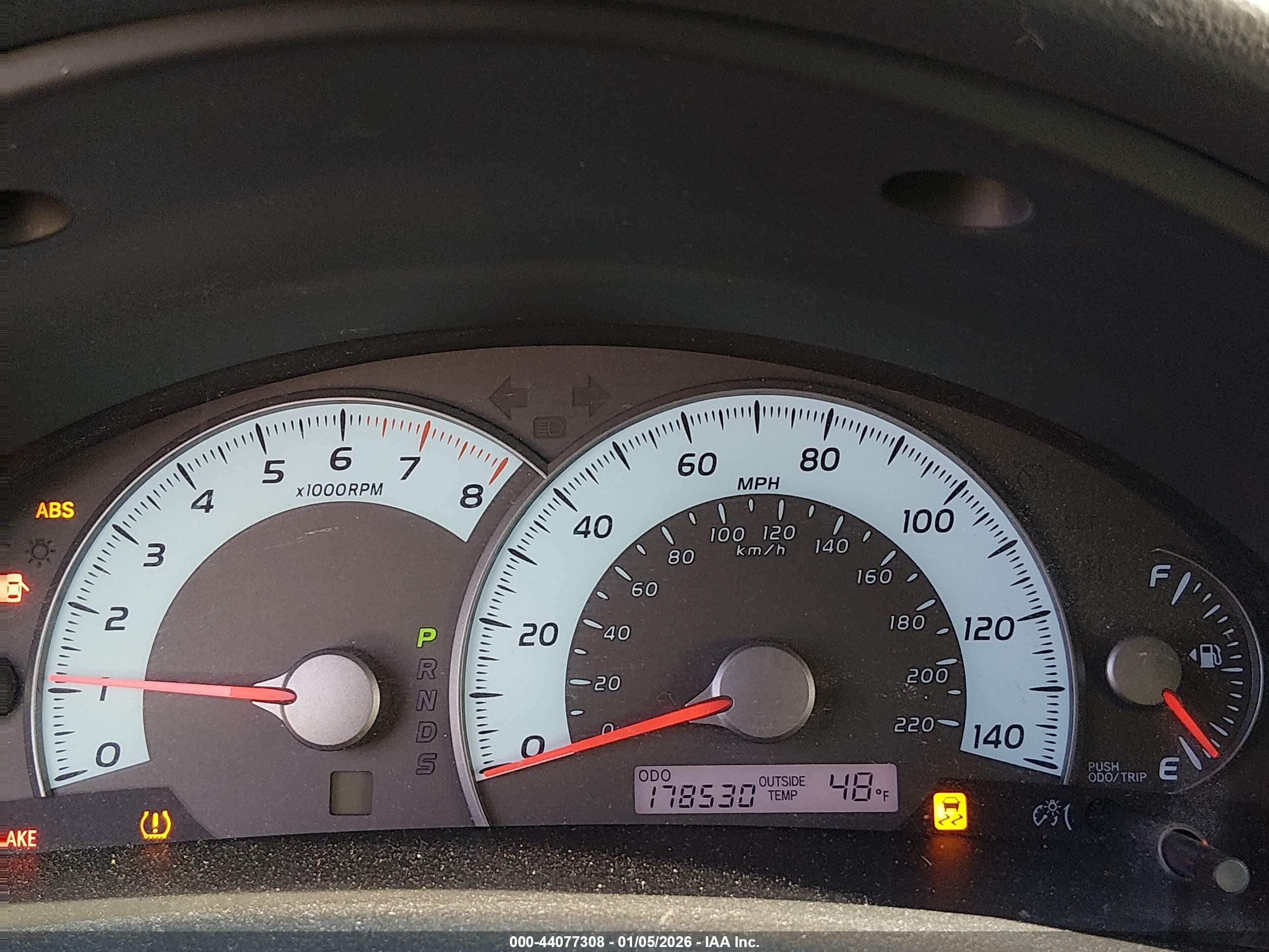 TOYOTA CAMRY image 7