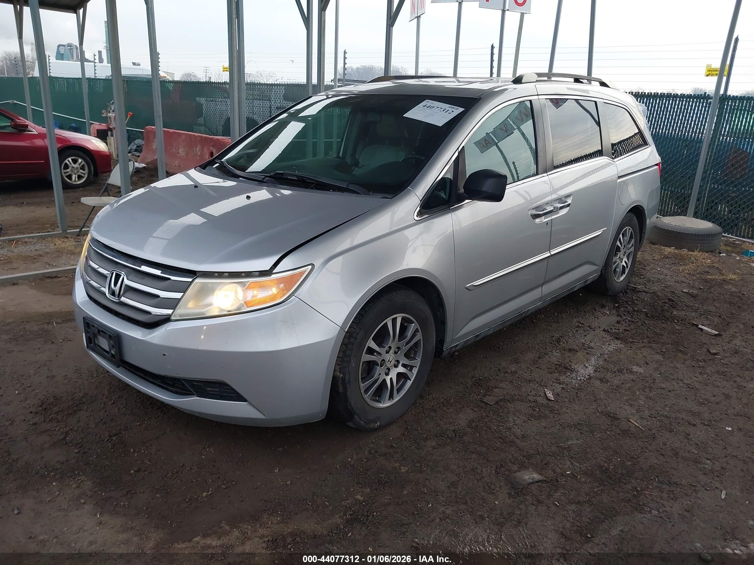 HONDA ODYSSEY image 2