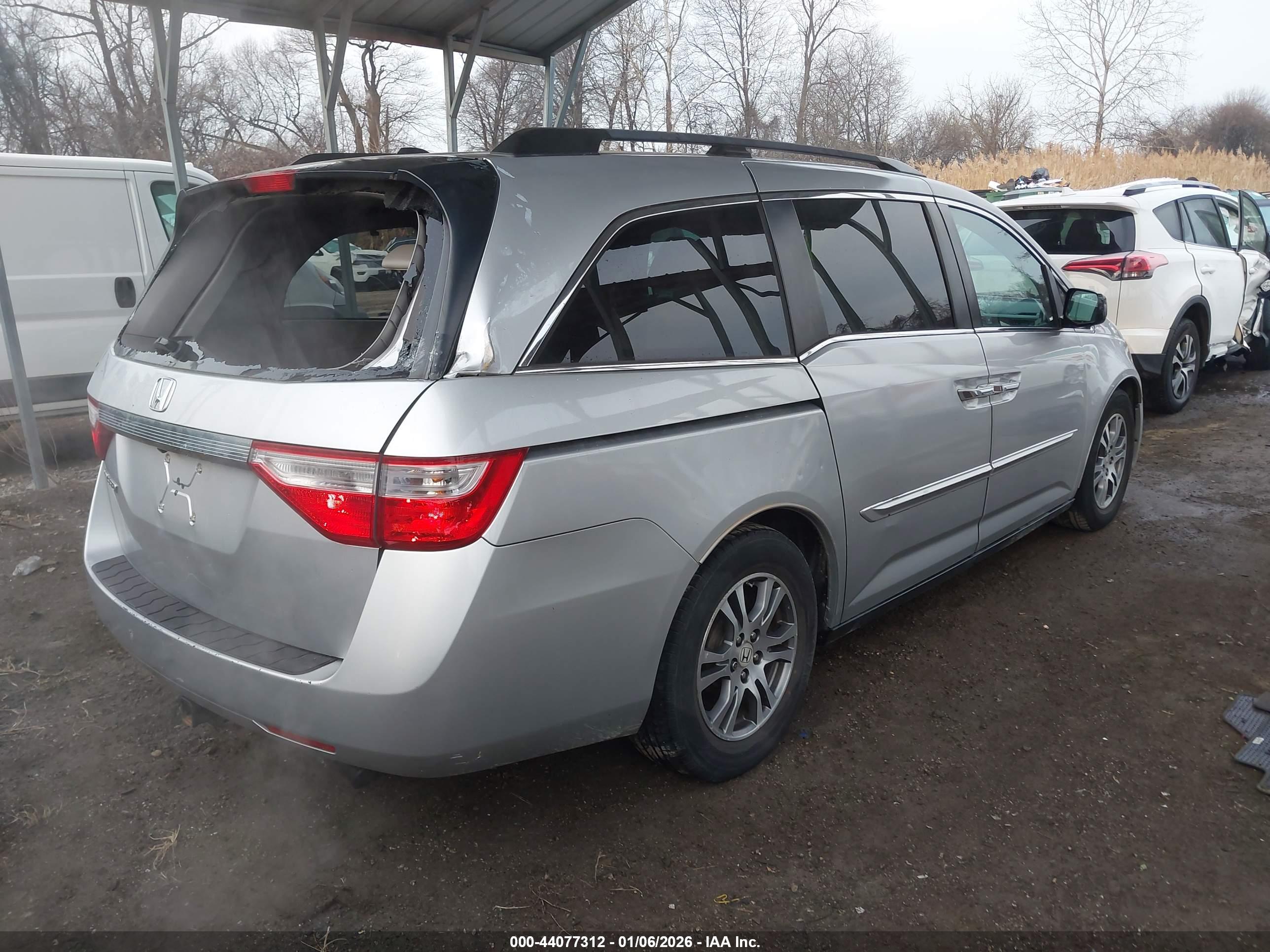 HONDA ODYSSEY image 4