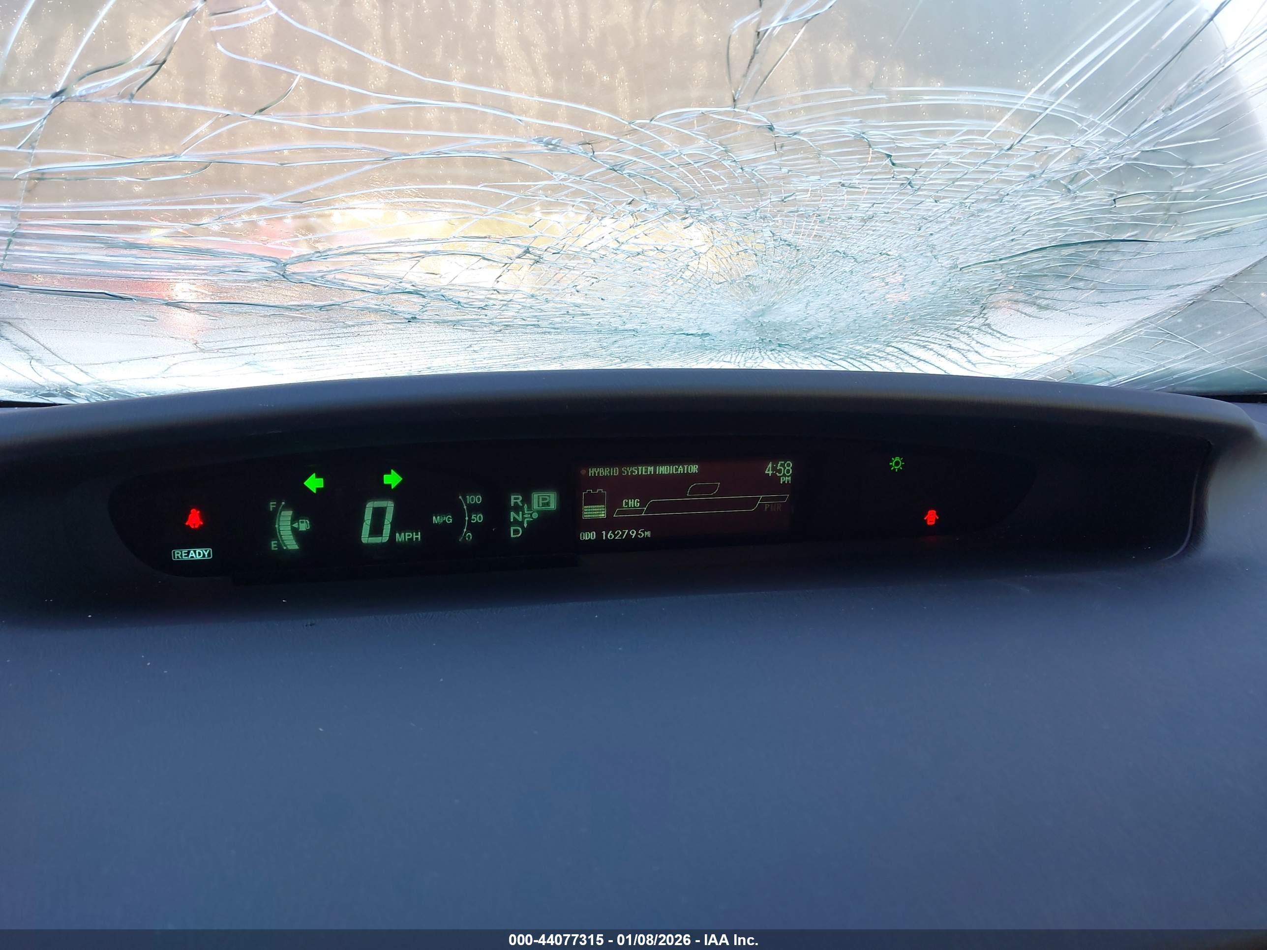 TOYOTA PRIUS image 7
