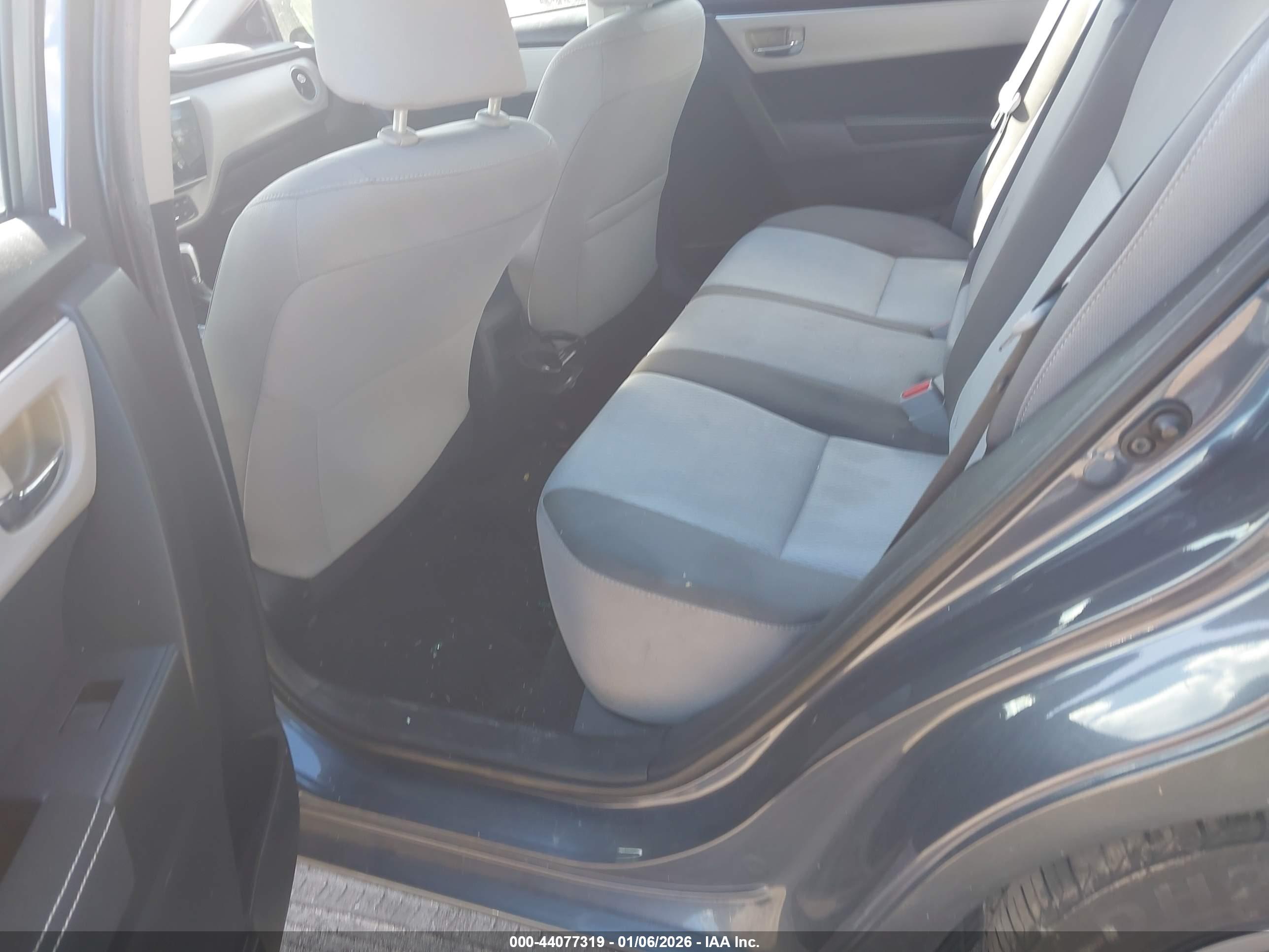 TOYOTA COROLLA image 8