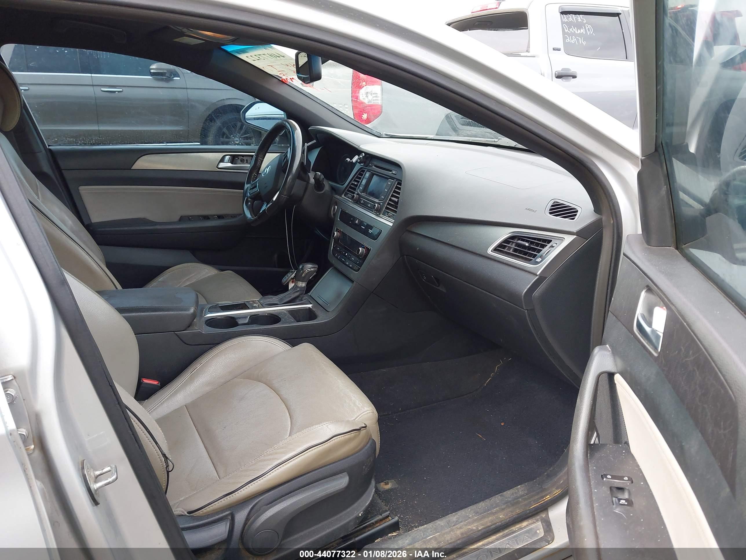 HYUNDAI SONATA image 5