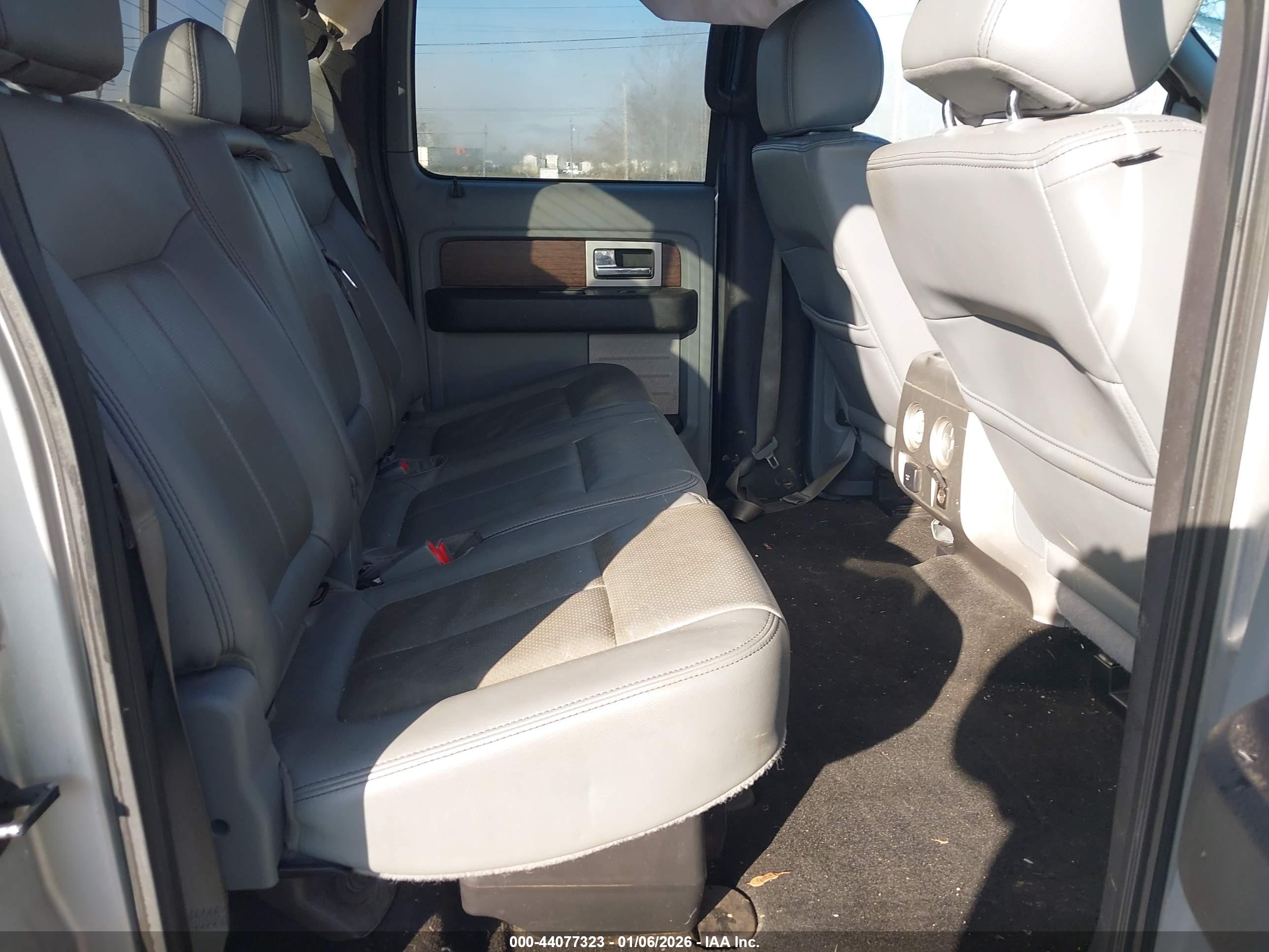 FORD F-150 image 8