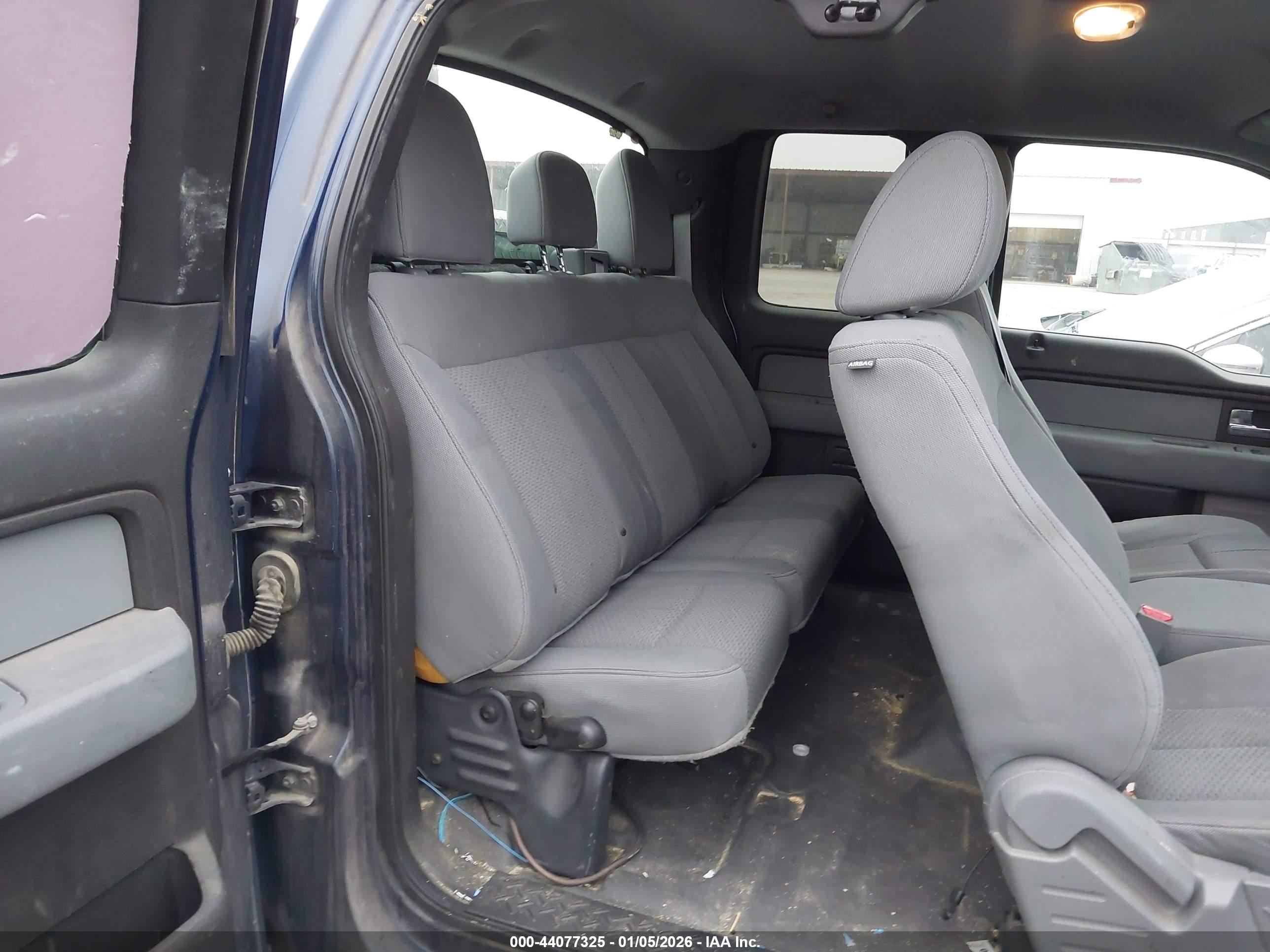 FORD F-150 image 8