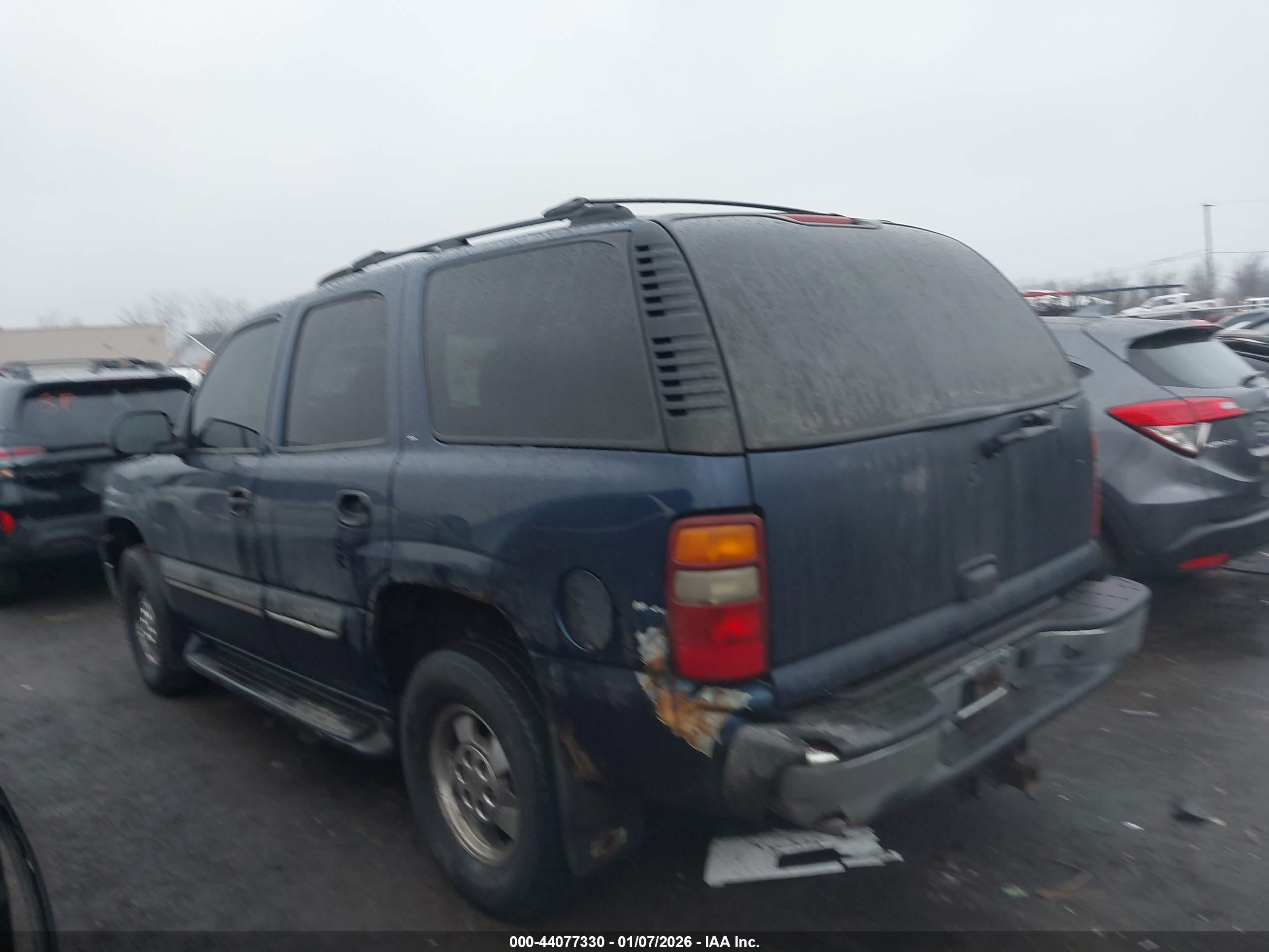 CHEVROLET TAHOE image 3