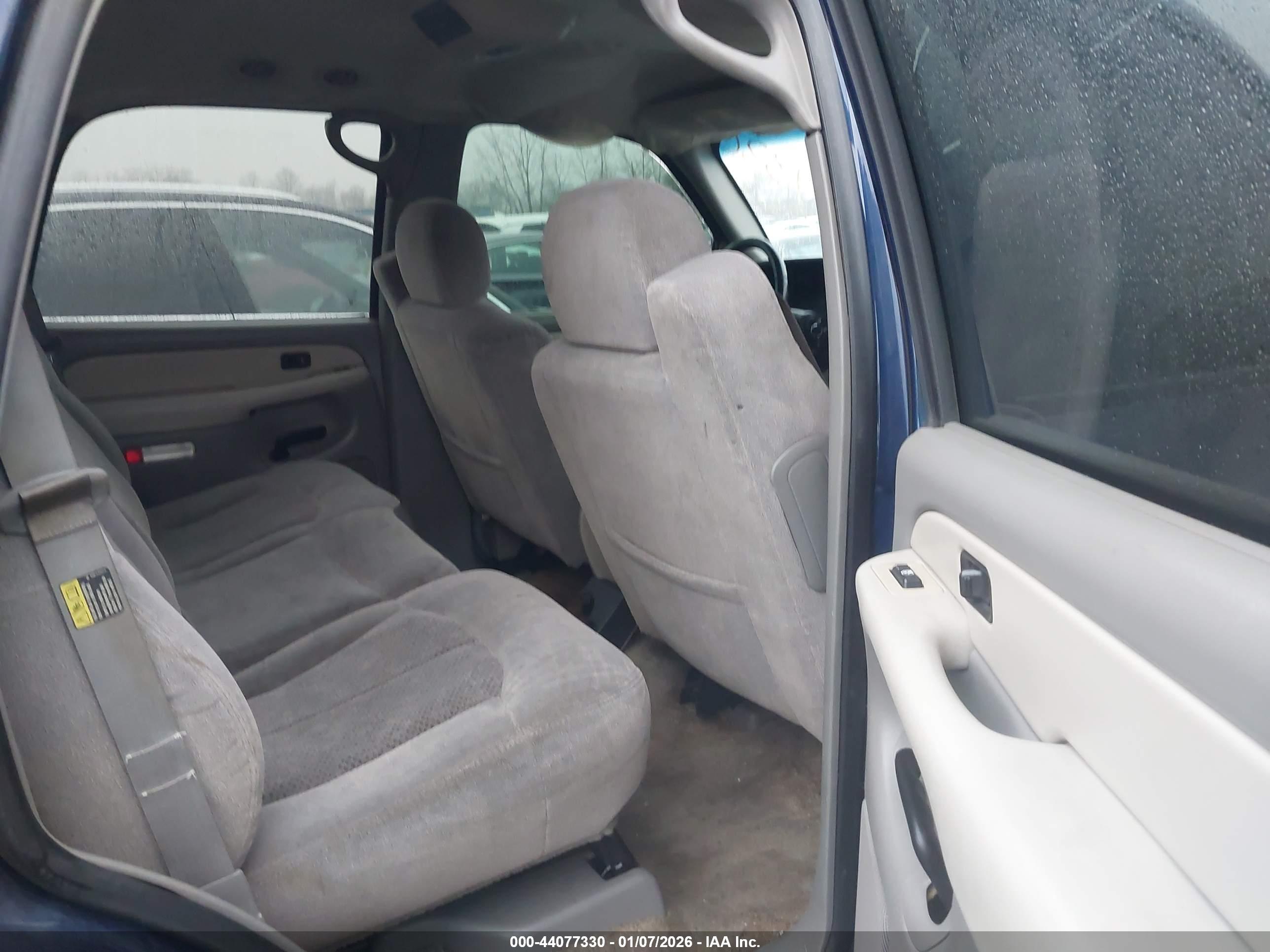 CHEVROLET TAHOE image 8