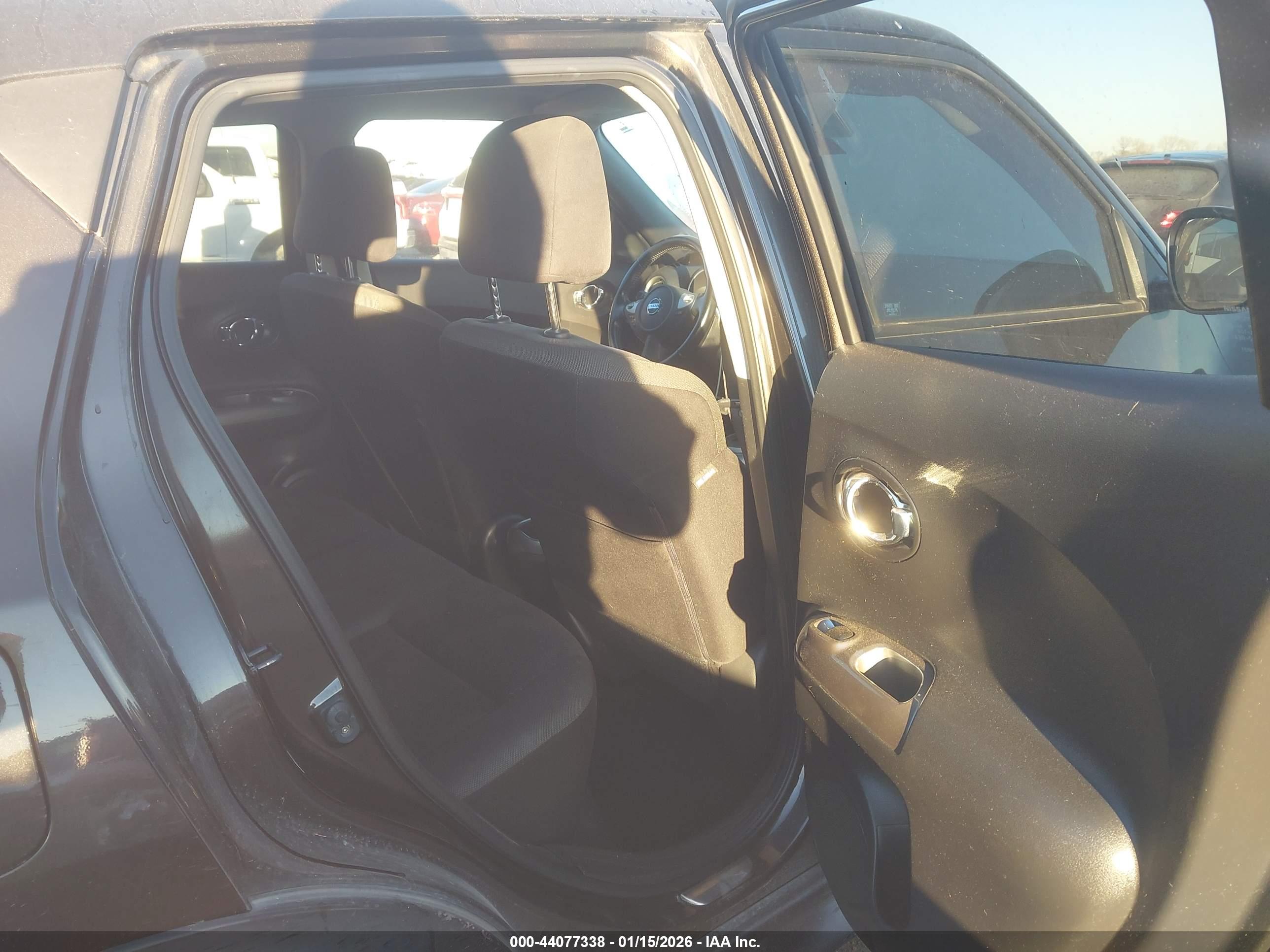 NISSAN JUKE image 8