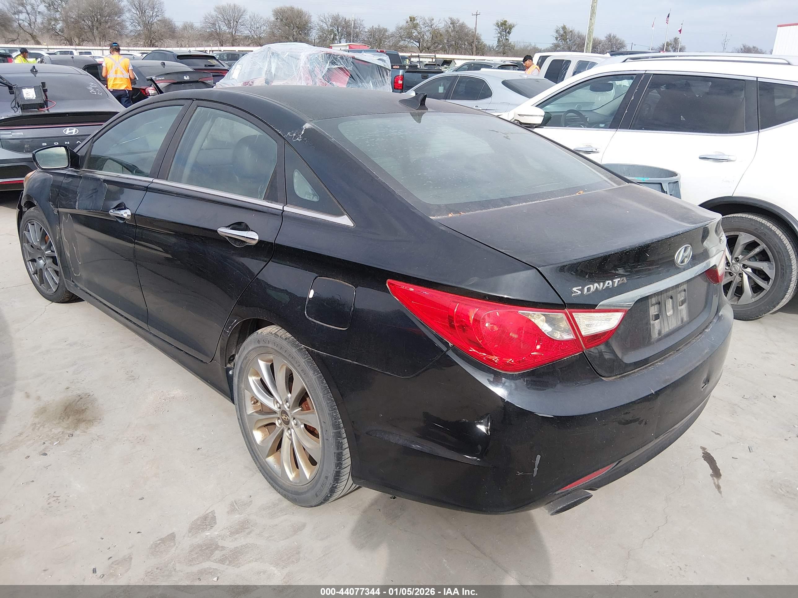 HYUNDAI SONATA image 3