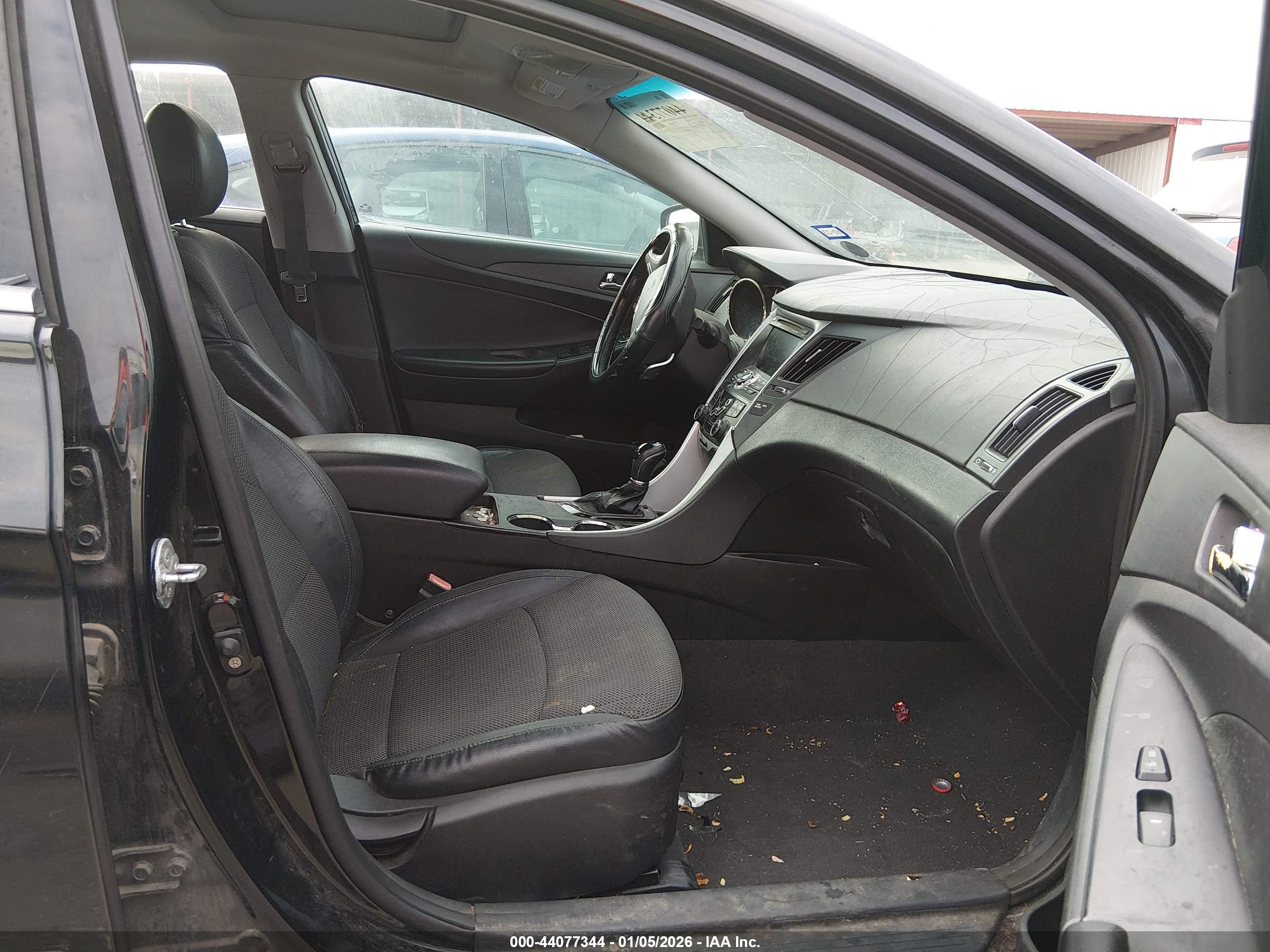 HYUNDAI SONATA image 5