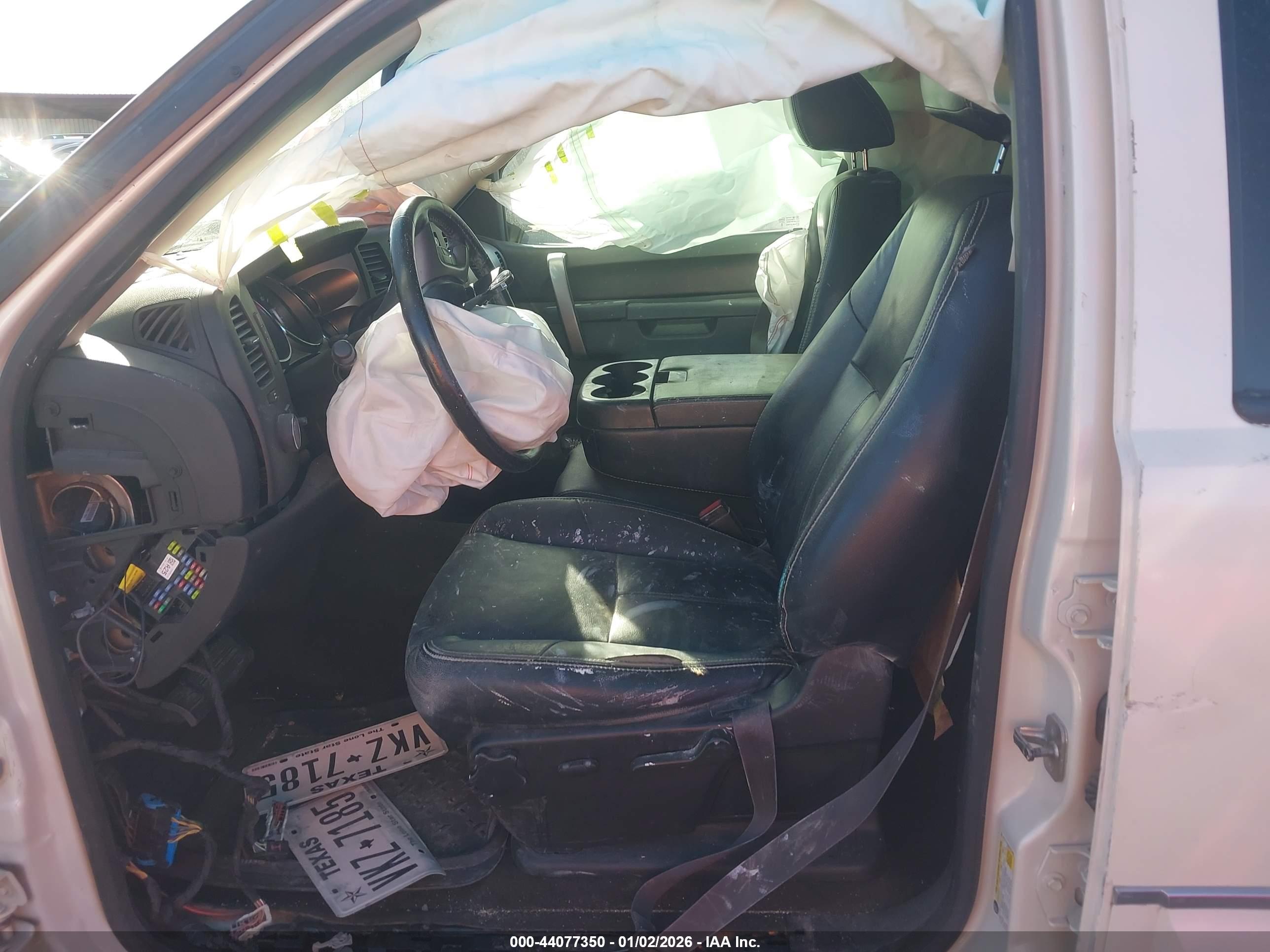 GMC SIERRA image 5