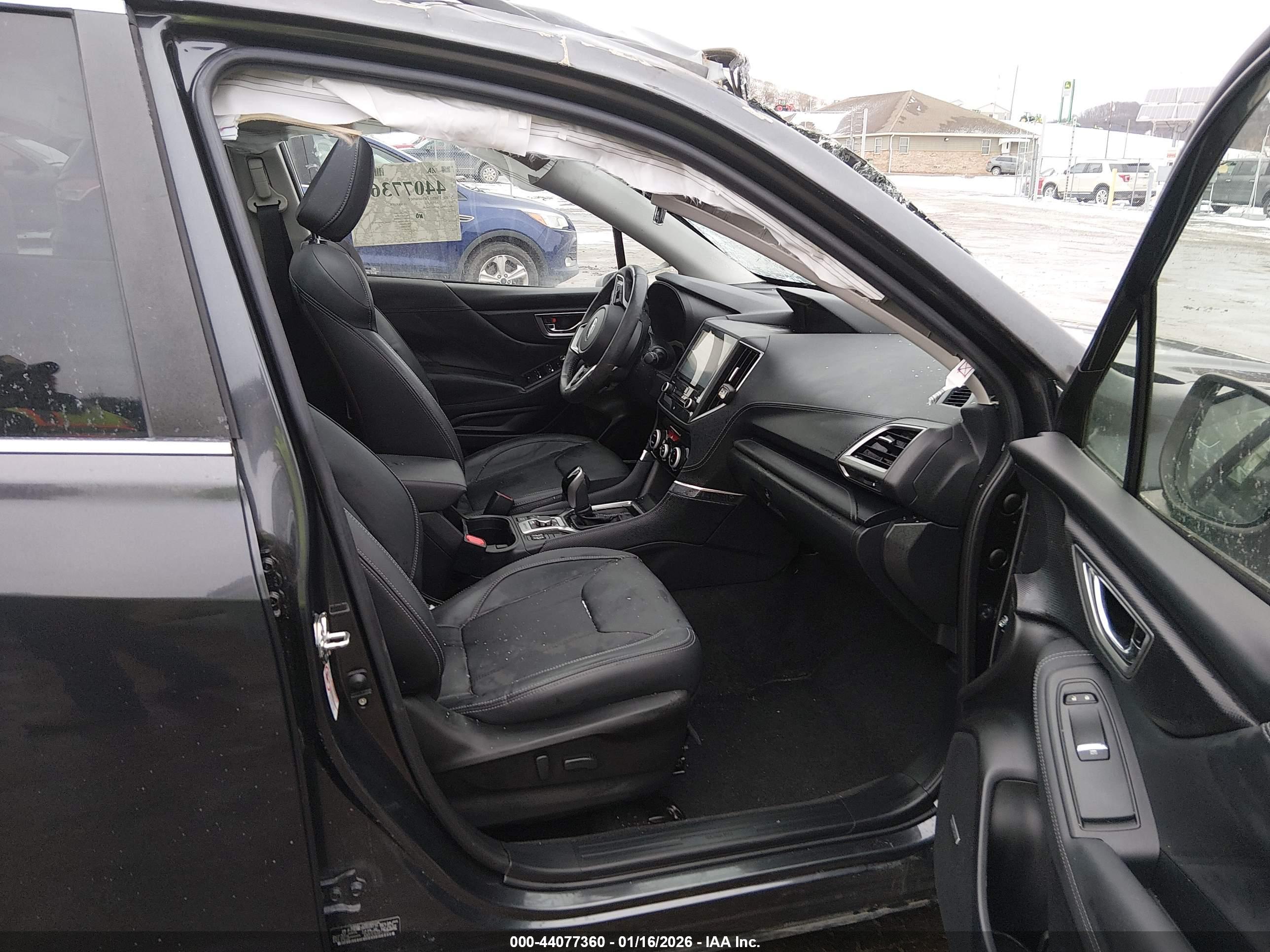 SUBARU FORESTER image 5