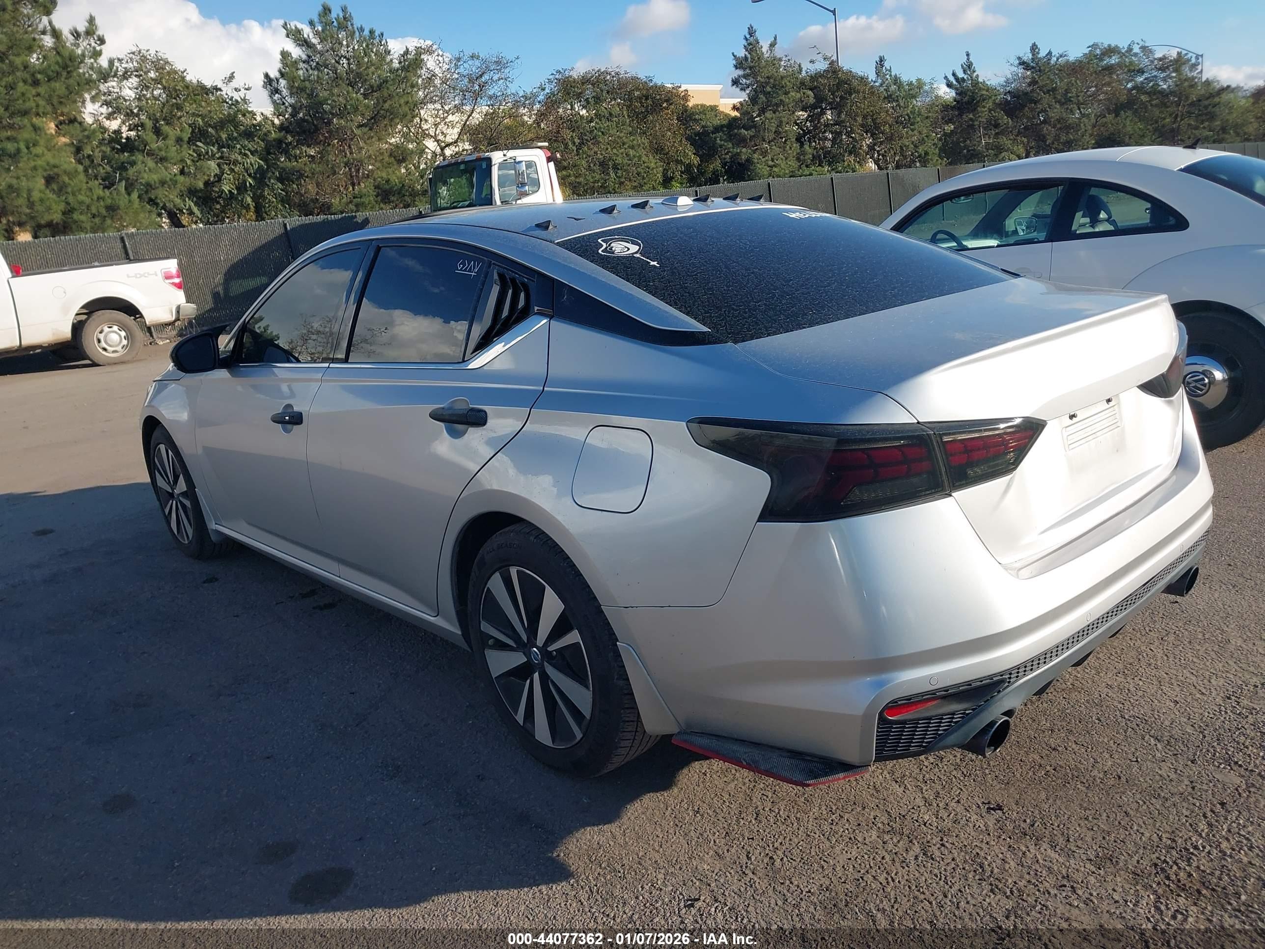 NISSAN ALTIMA image 3