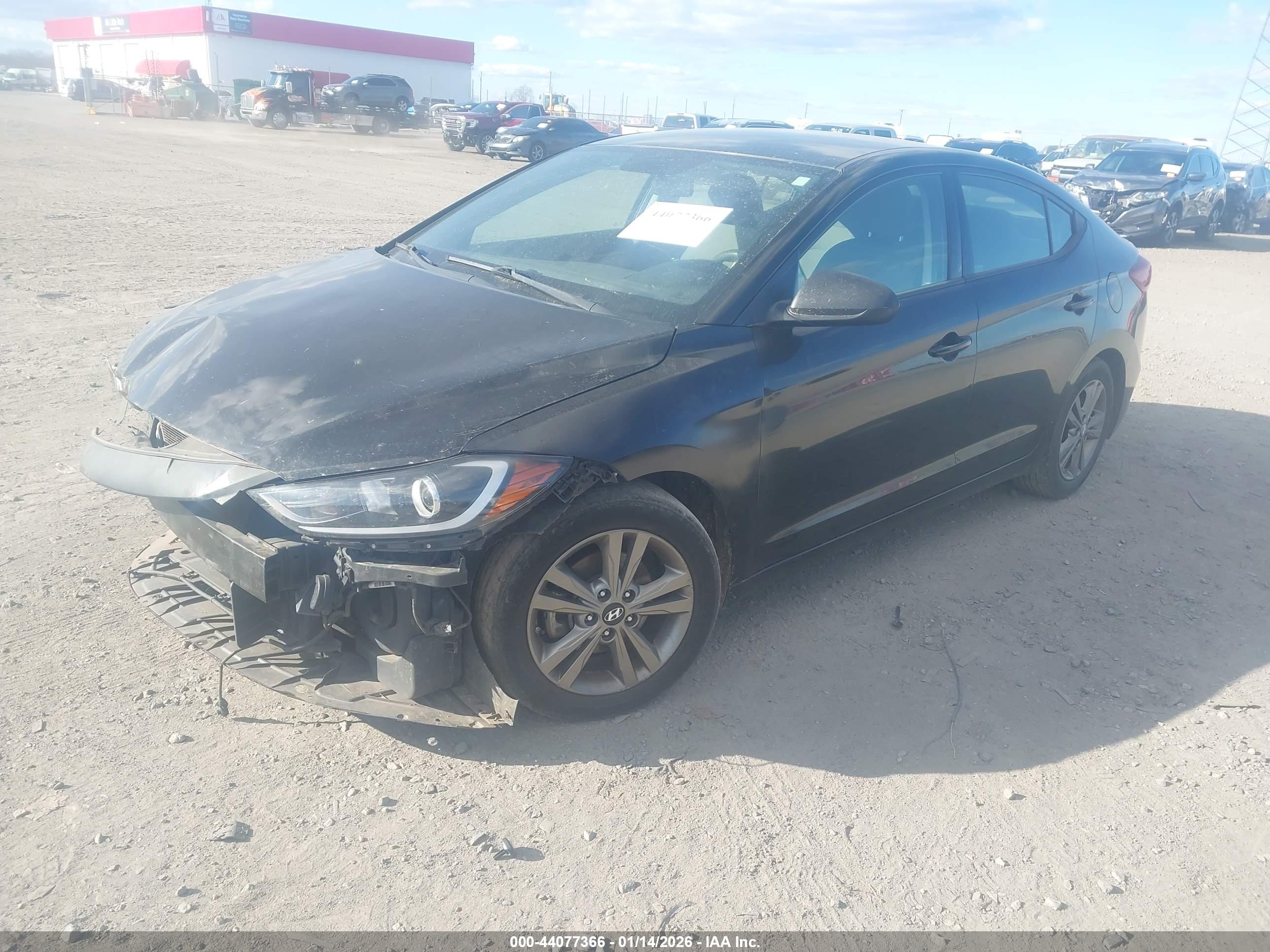 HYUNDAI ELANTRA image 2