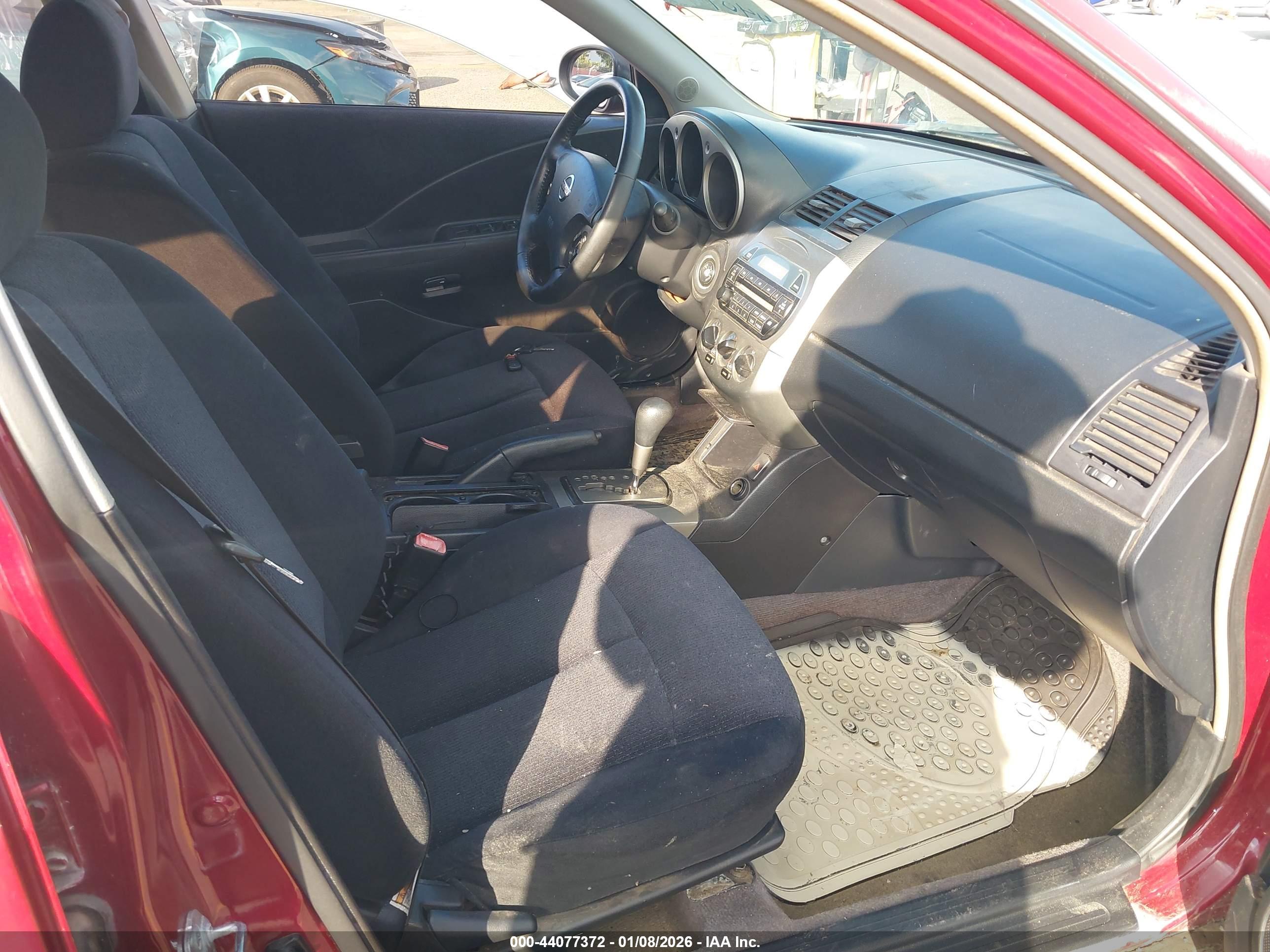 NISSAN ALTIMA image 5