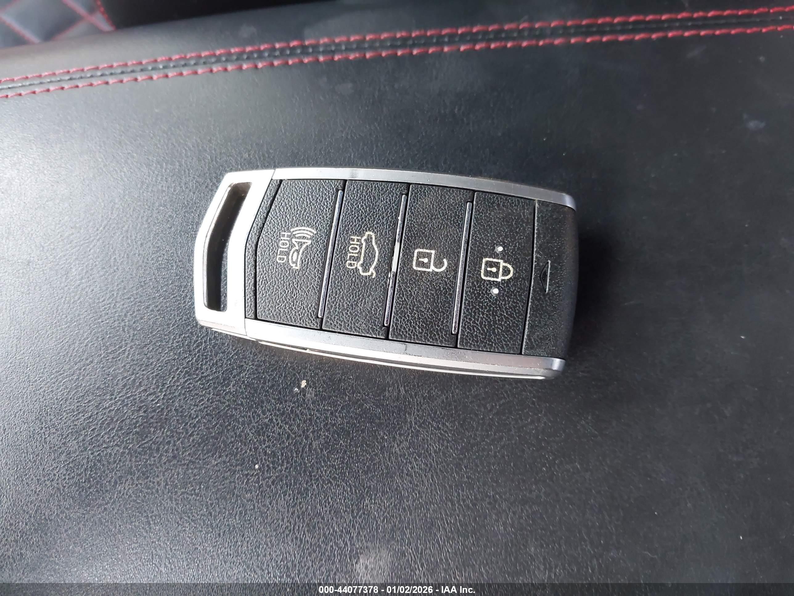 GENESIS G70 image 11