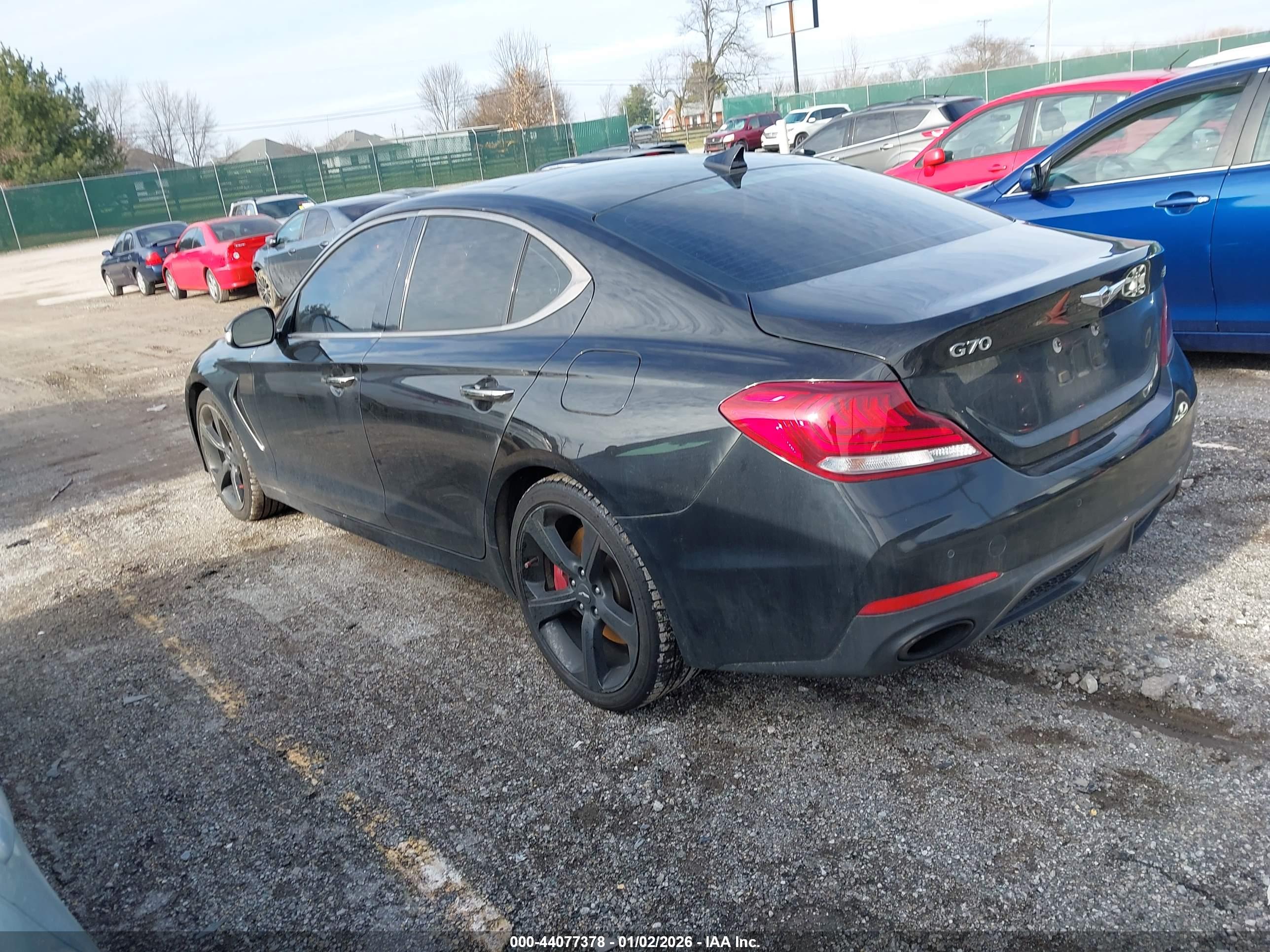 GENESIS G70 image 3