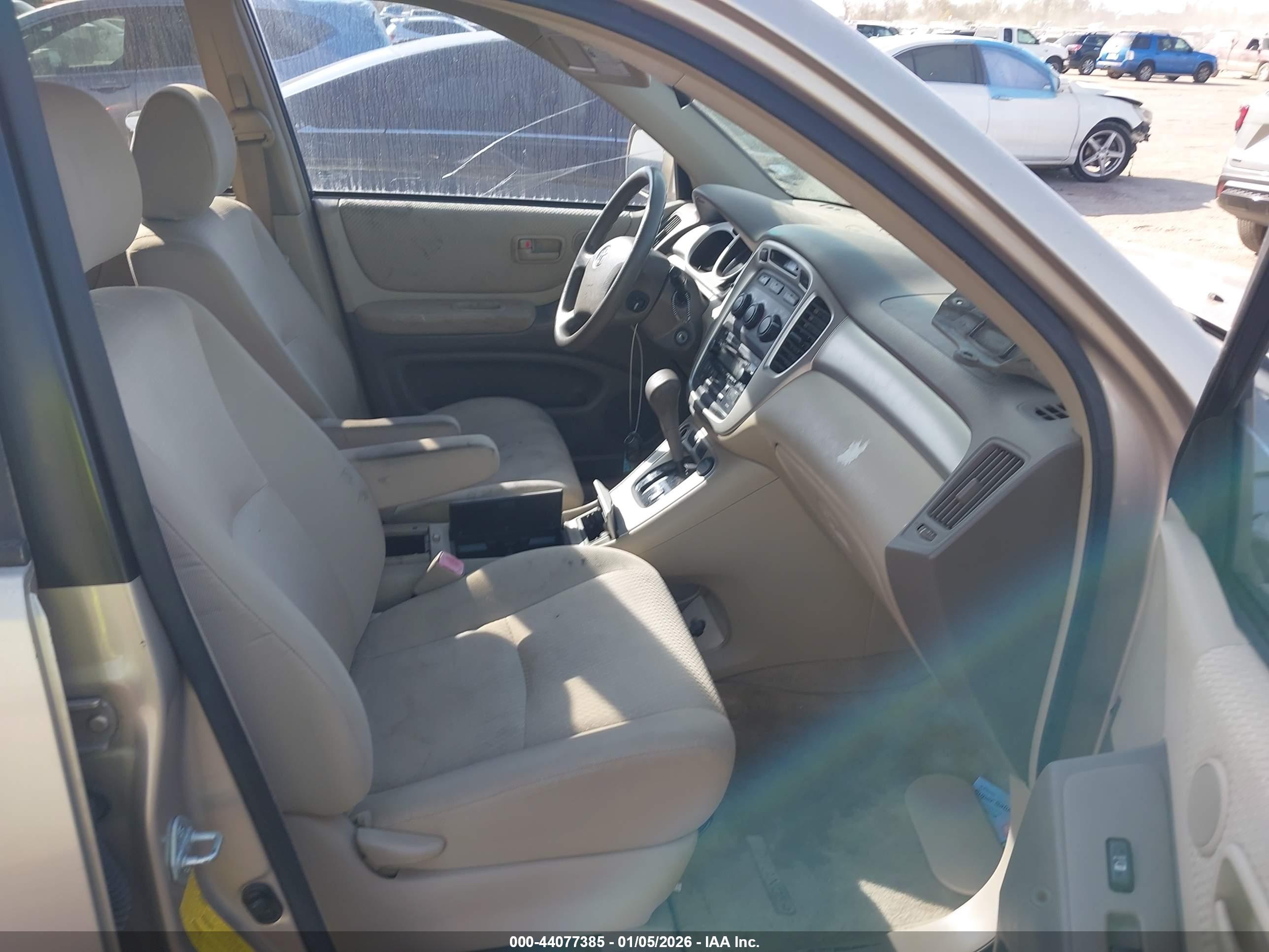 TOYOTA HIGHLANDER image 5