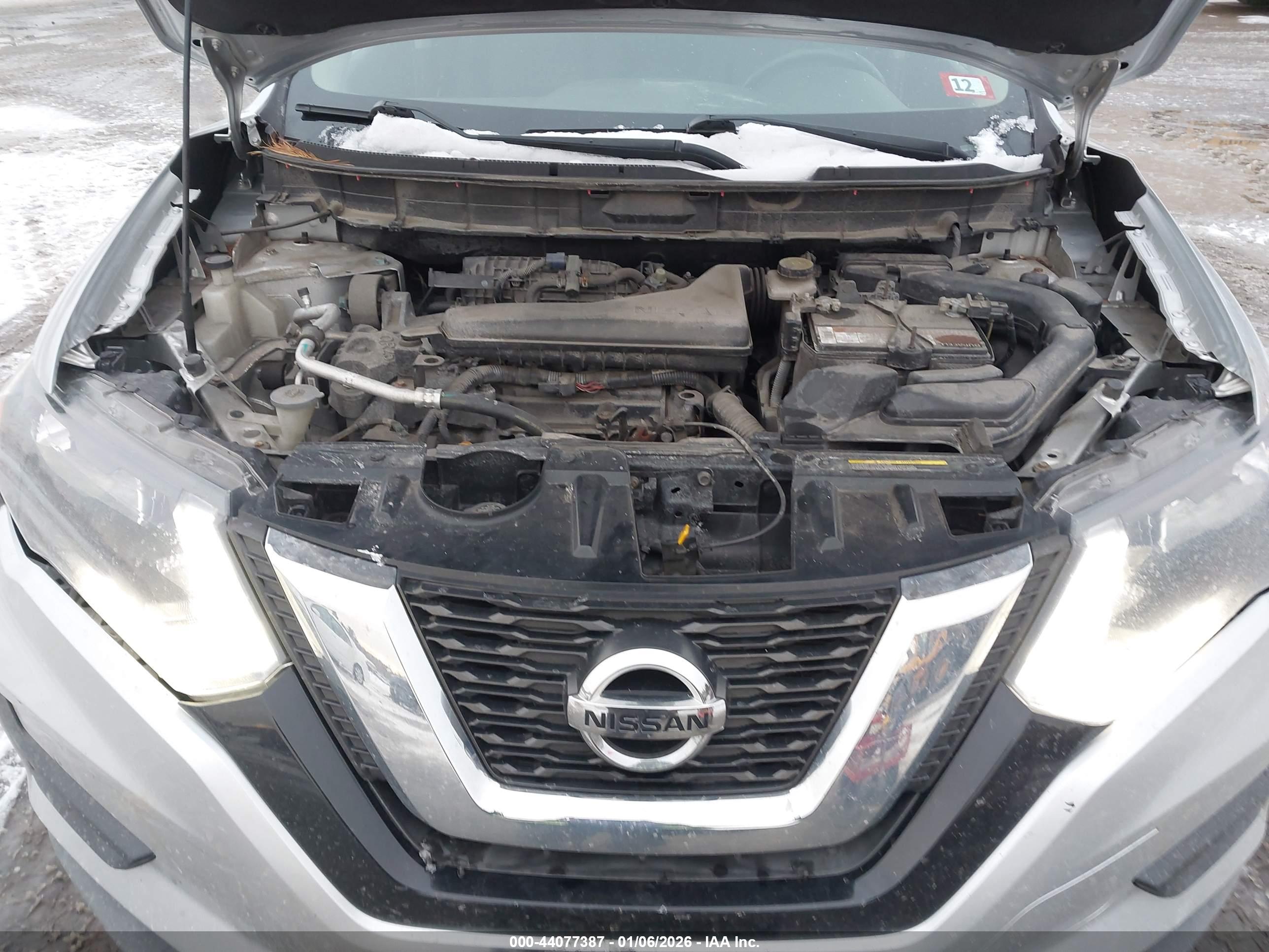 NISSAN ROGUE image 10