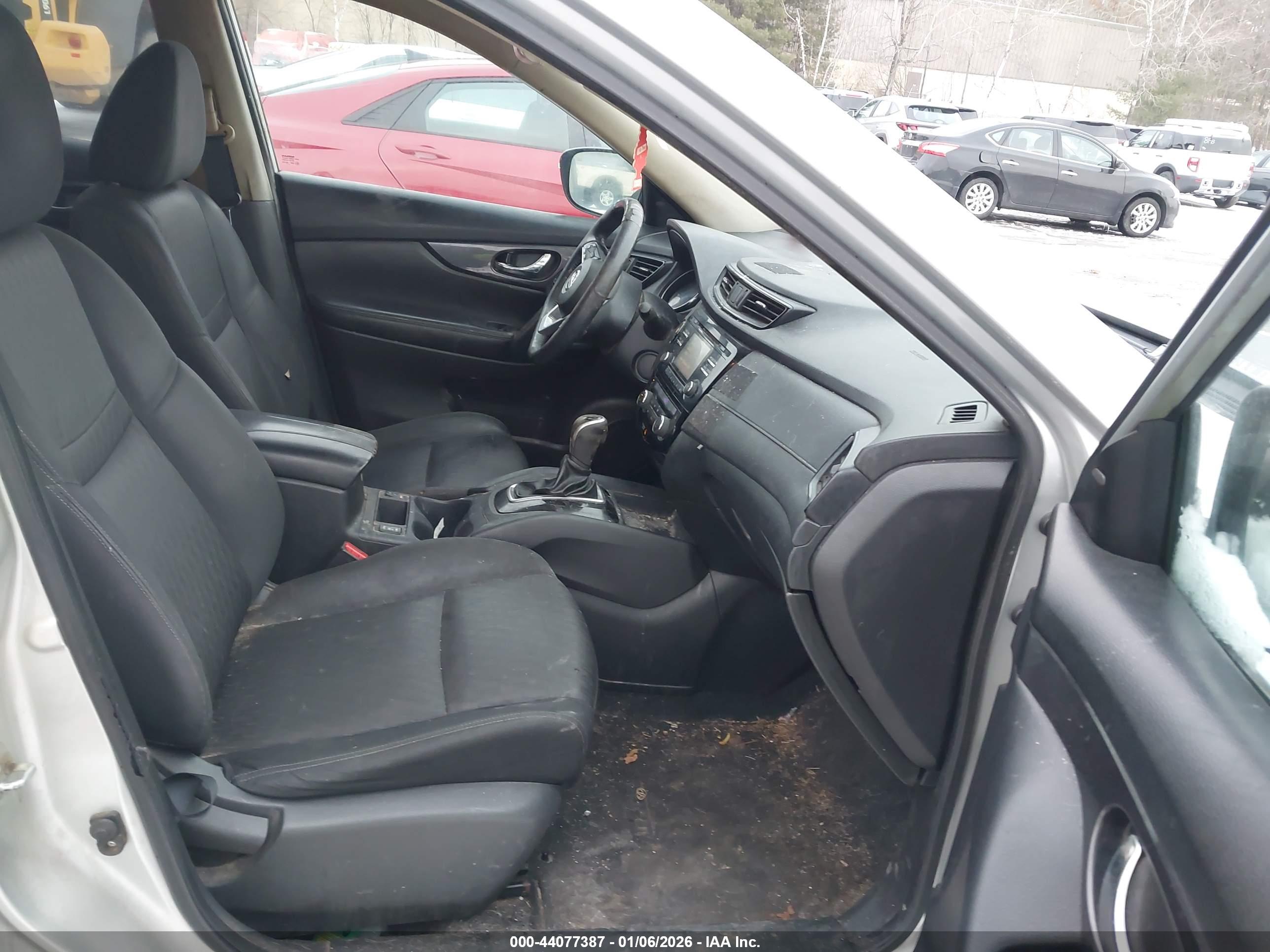 NISSAN ROGUE image 5