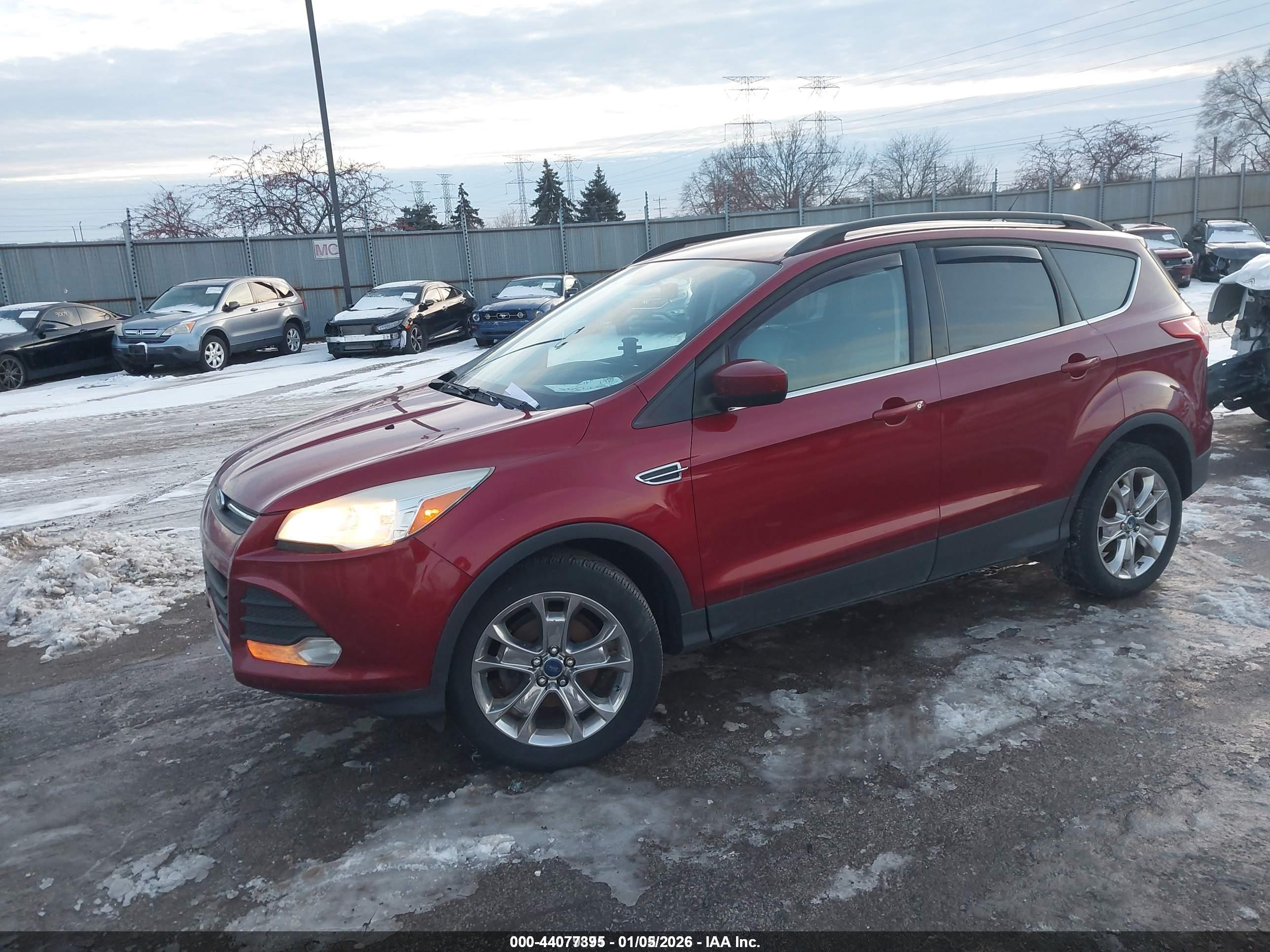 FORD ESCAPE image 2