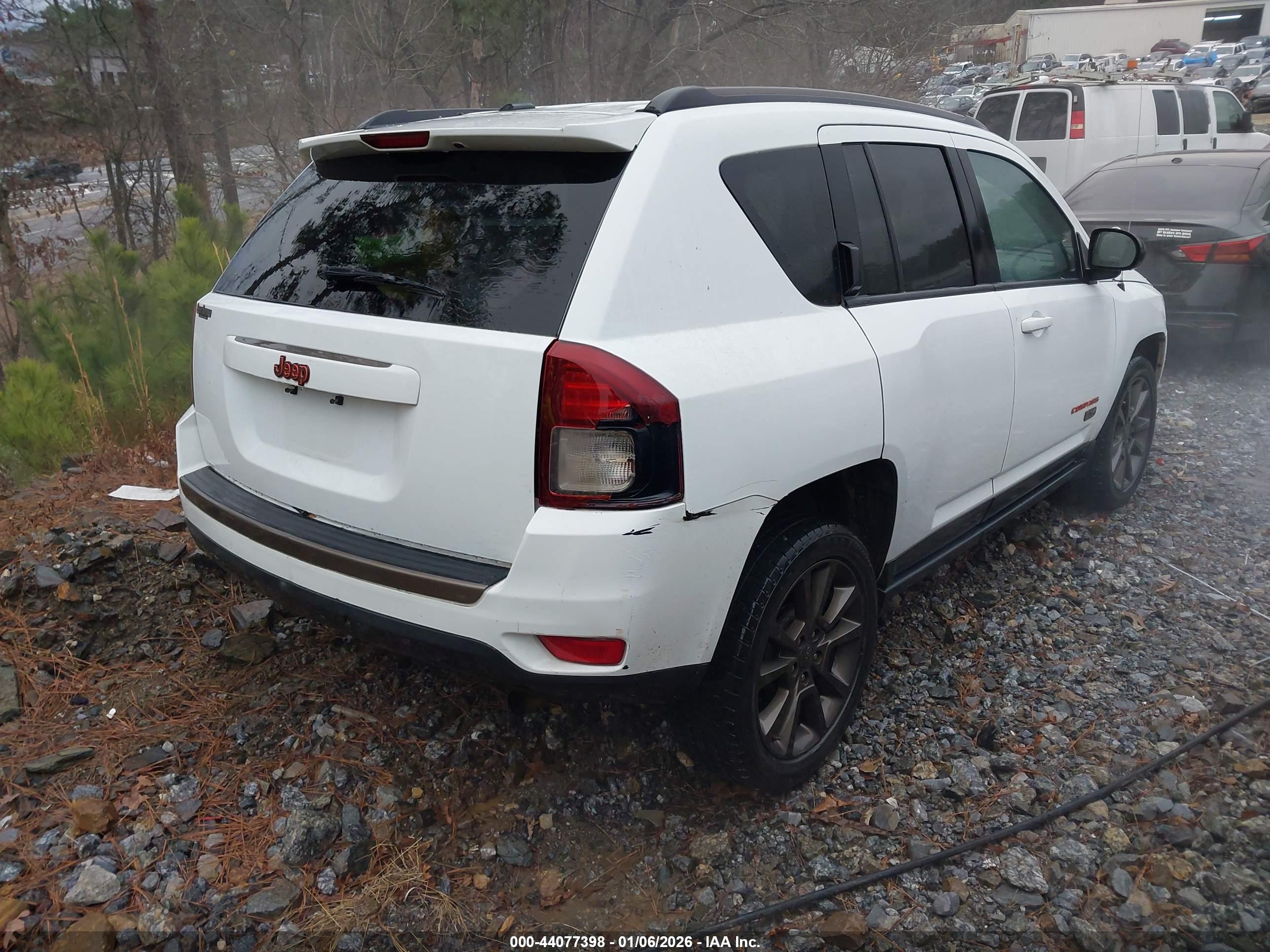 JEEP COMPASS image 4