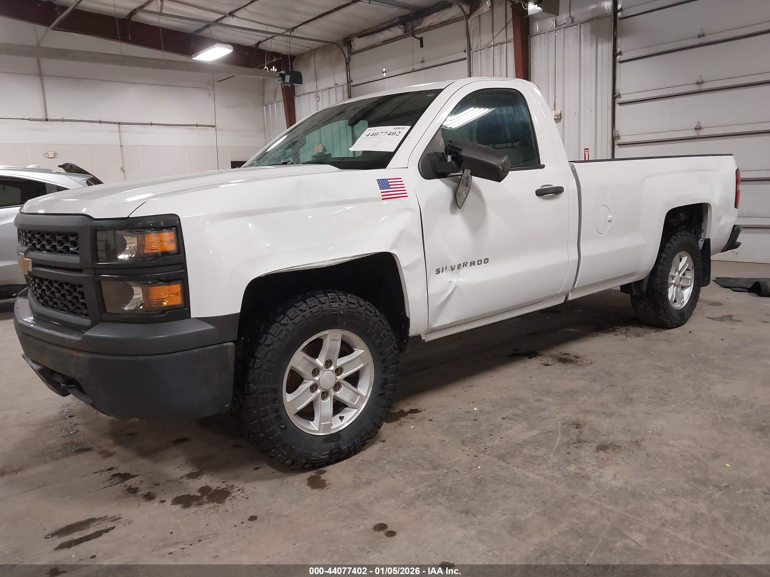 CHEVROLET SILVERADO image 2