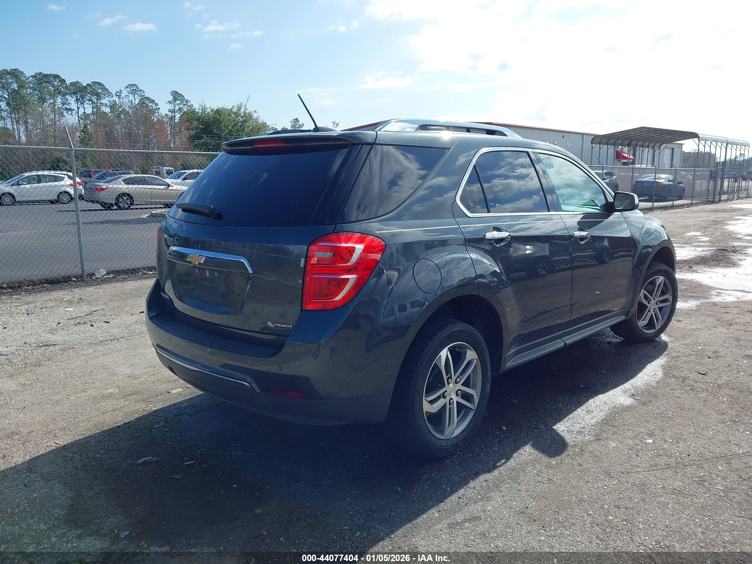 CHEVROLET EQUINOX image 4