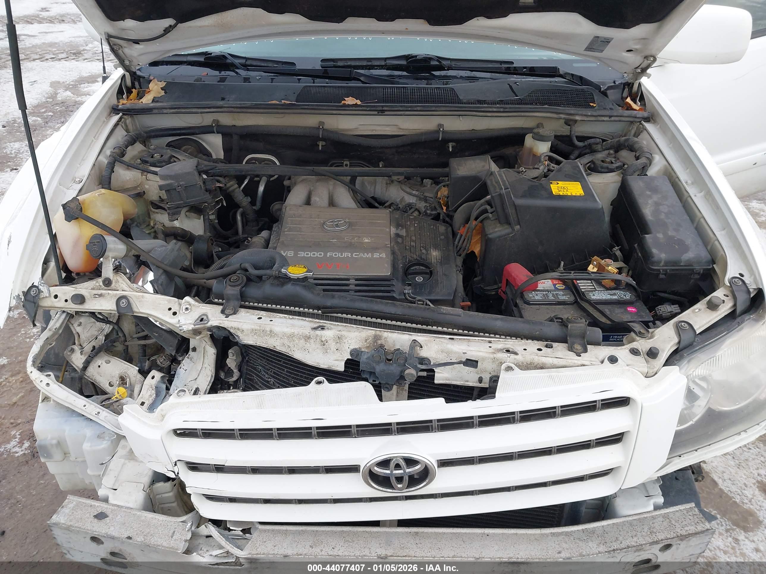 TOYOTA HIGHLANDER image 10