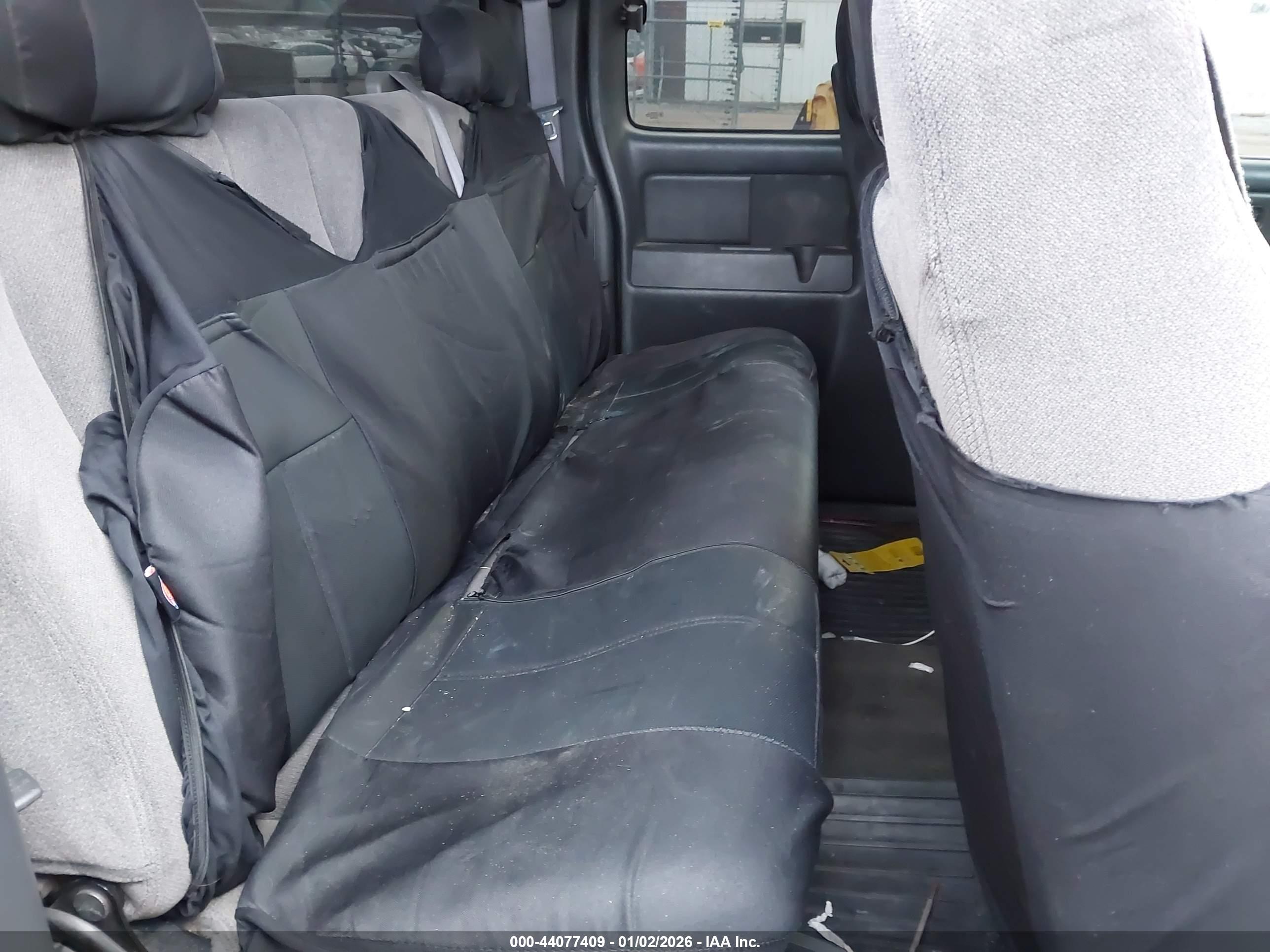 GMC SIERRA image 8