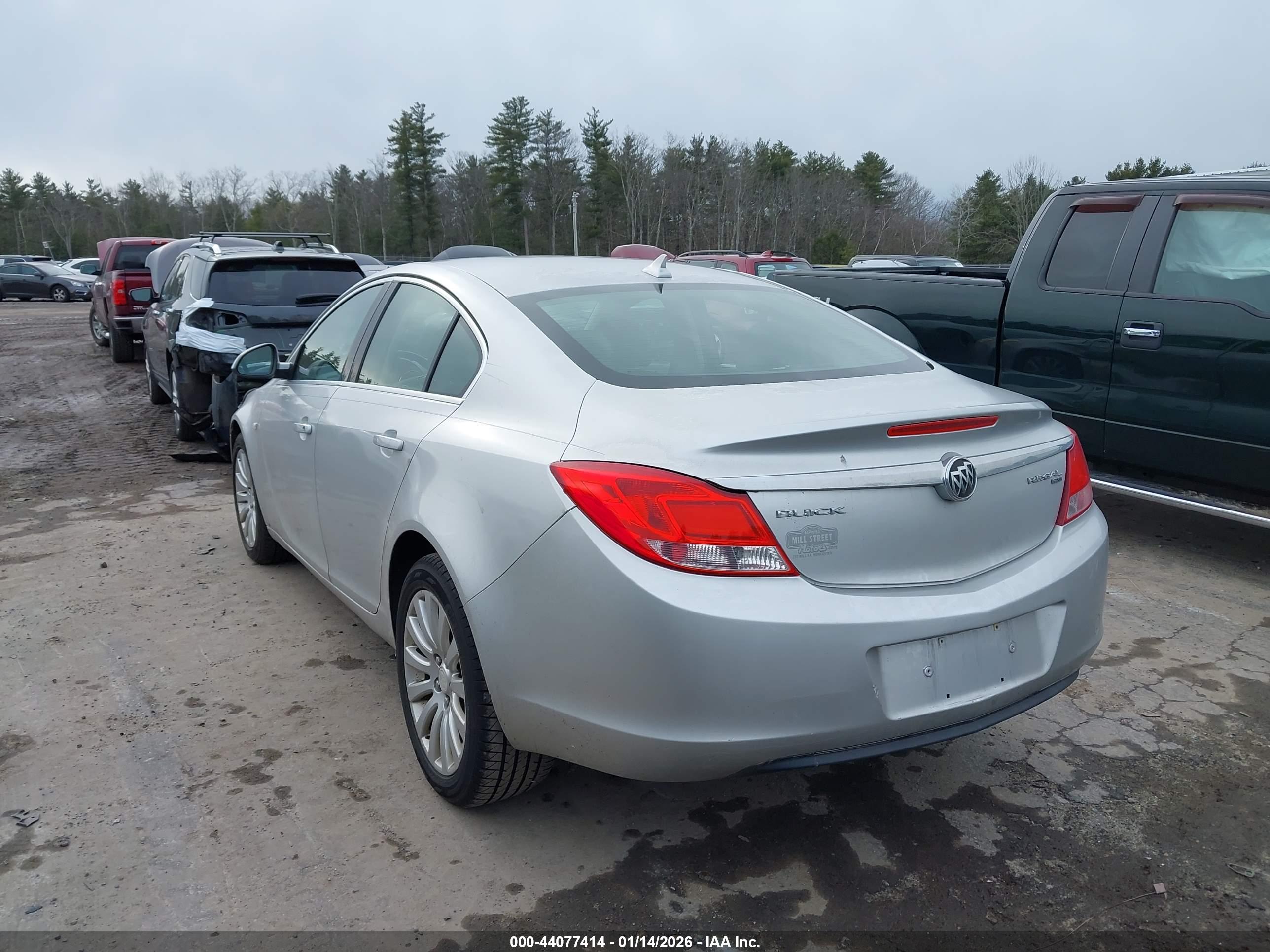 BUICK REGAL image 3
