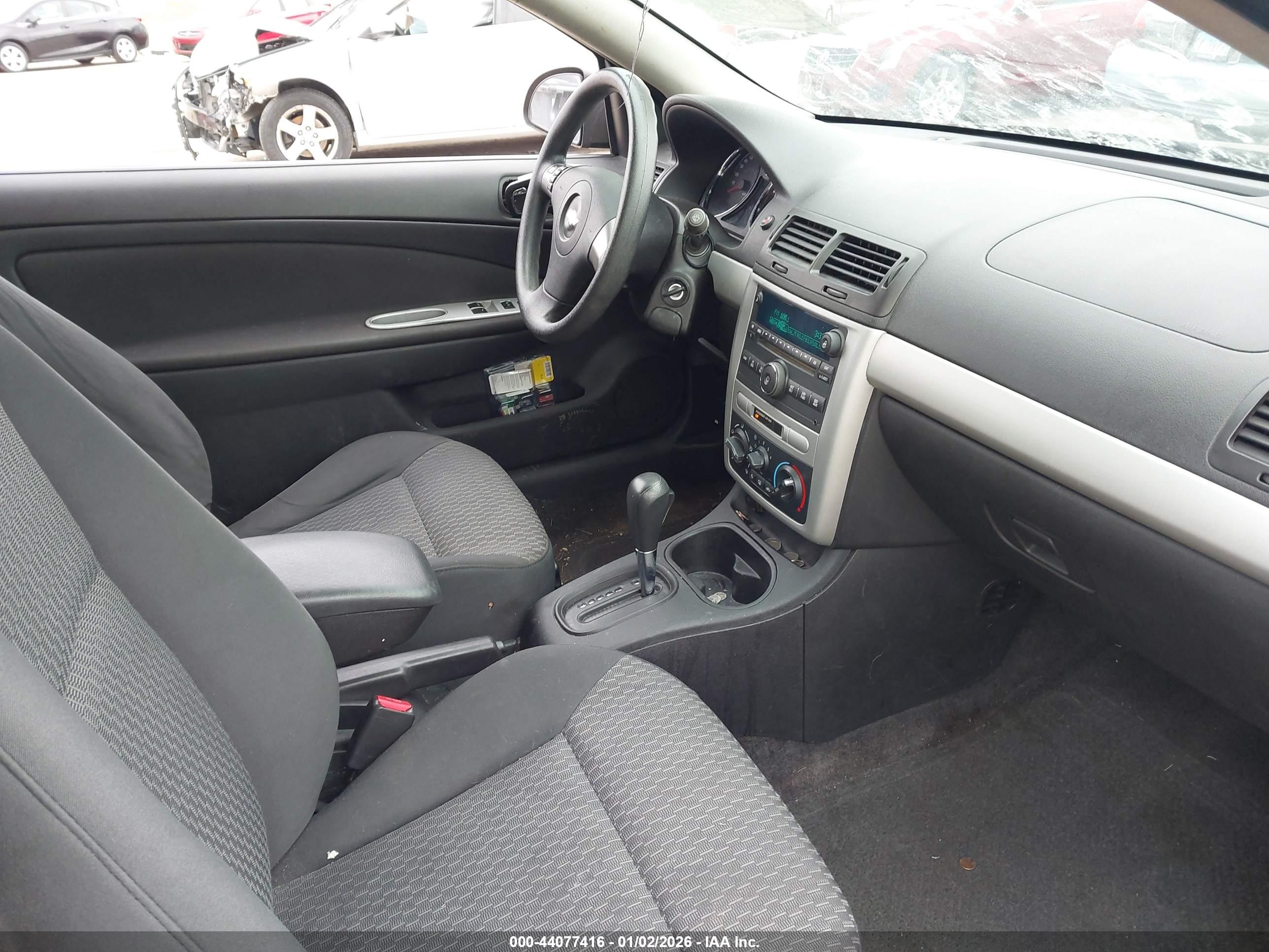 CHEVROLET COBALT image 5