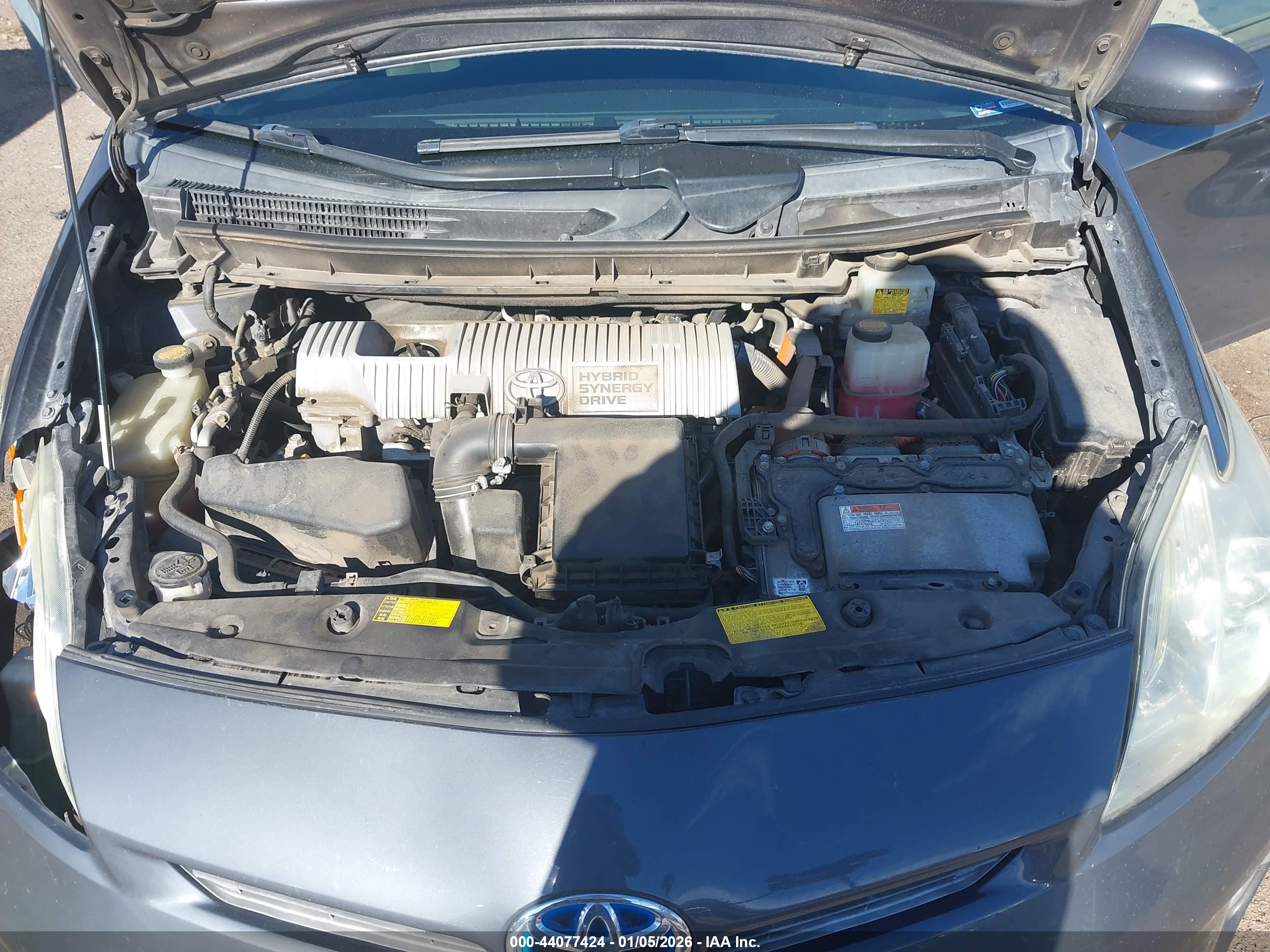 TOYOTA PRIUS image 10