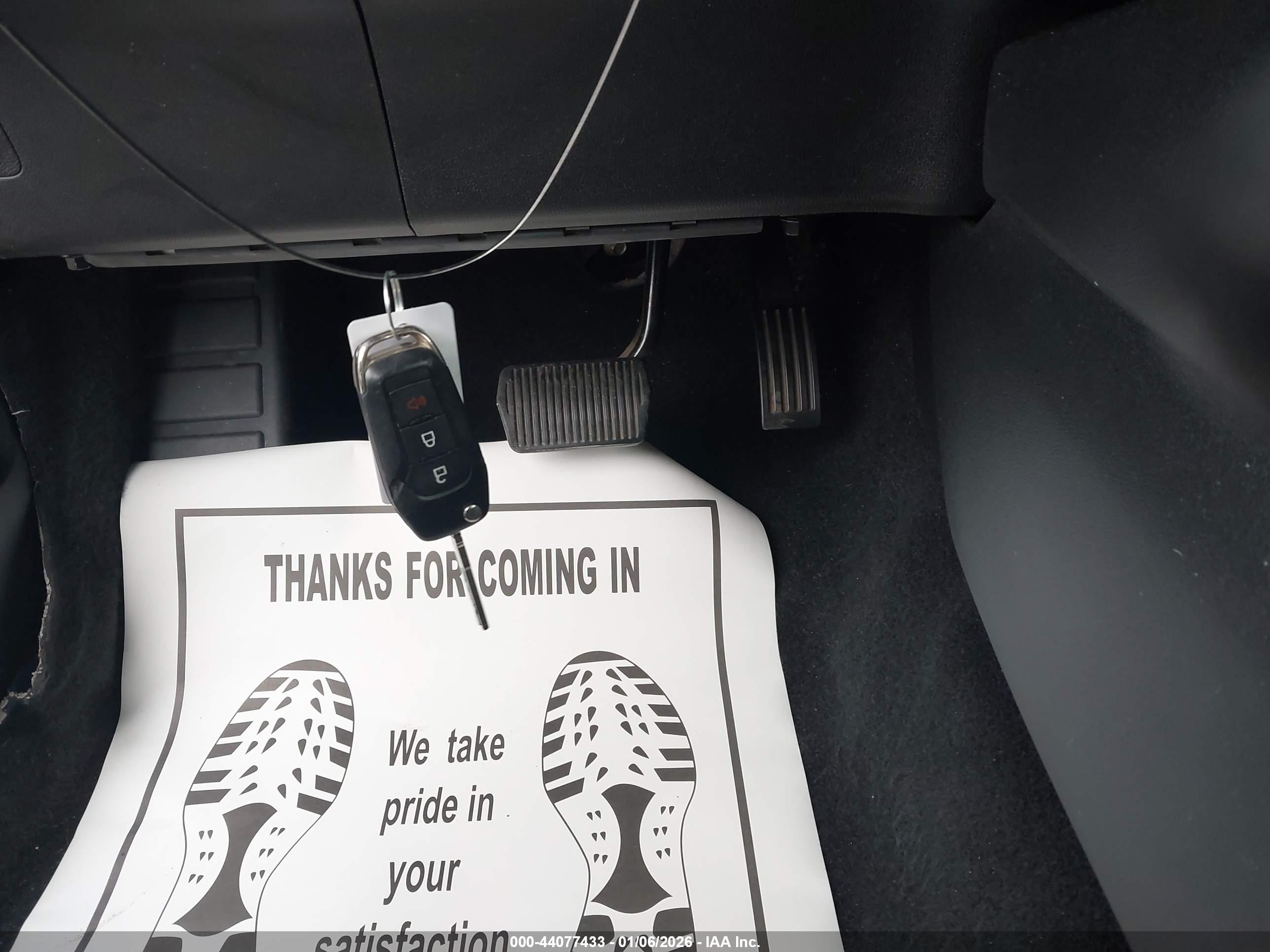 FORD ESCAPE image 11